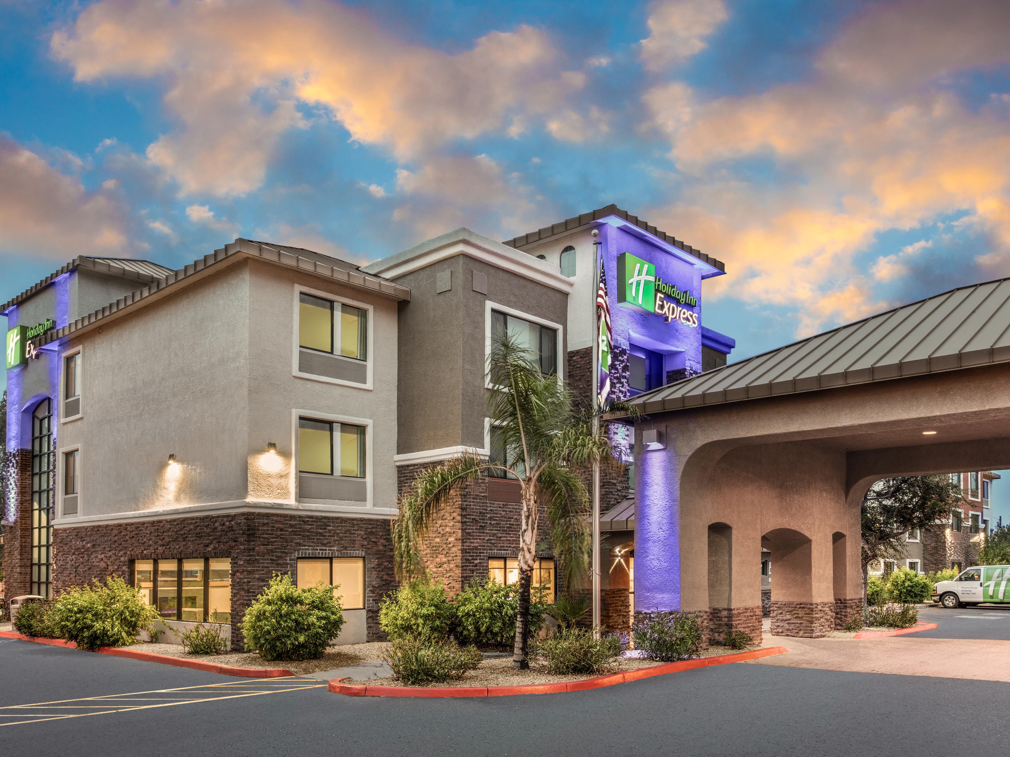 Tempe Hotels Near Asu Holiday Inn Express Suites Phoenix Tempe