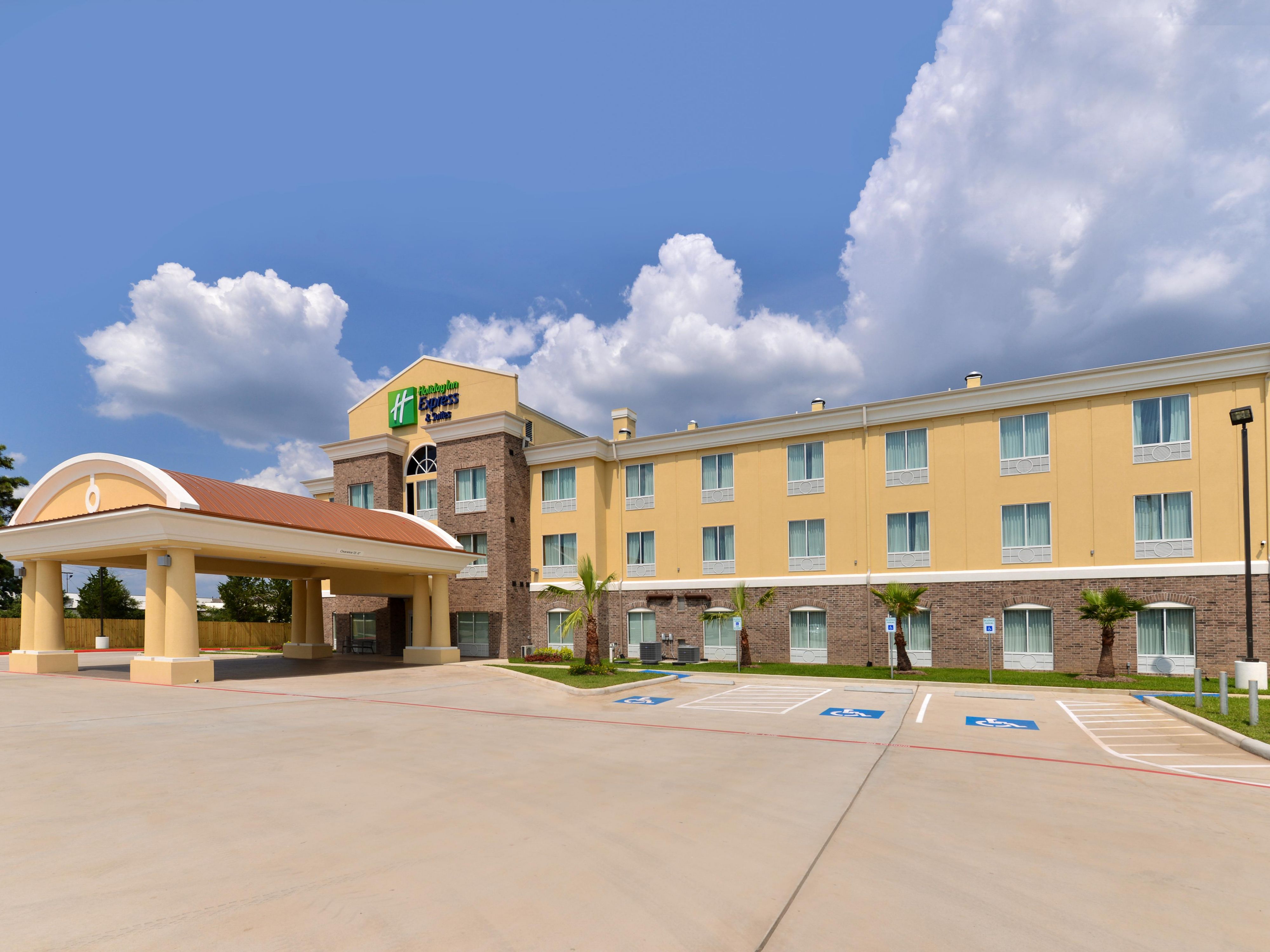 Hotels In Tomball Tx Holiday Inn Express Suites Houston Nw