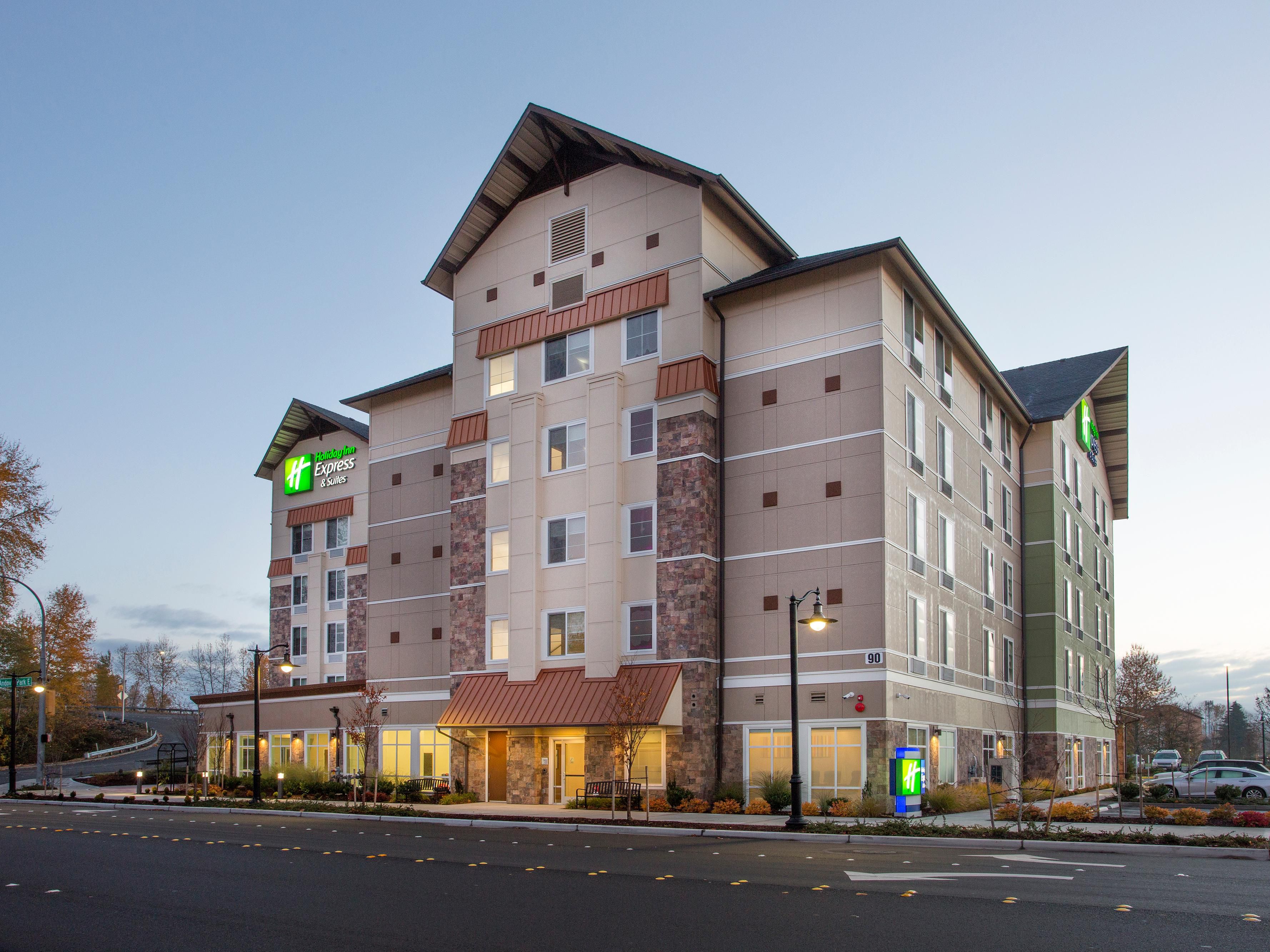 Hotels Near Seattle Airport In Tukwila Holiday Inn Express