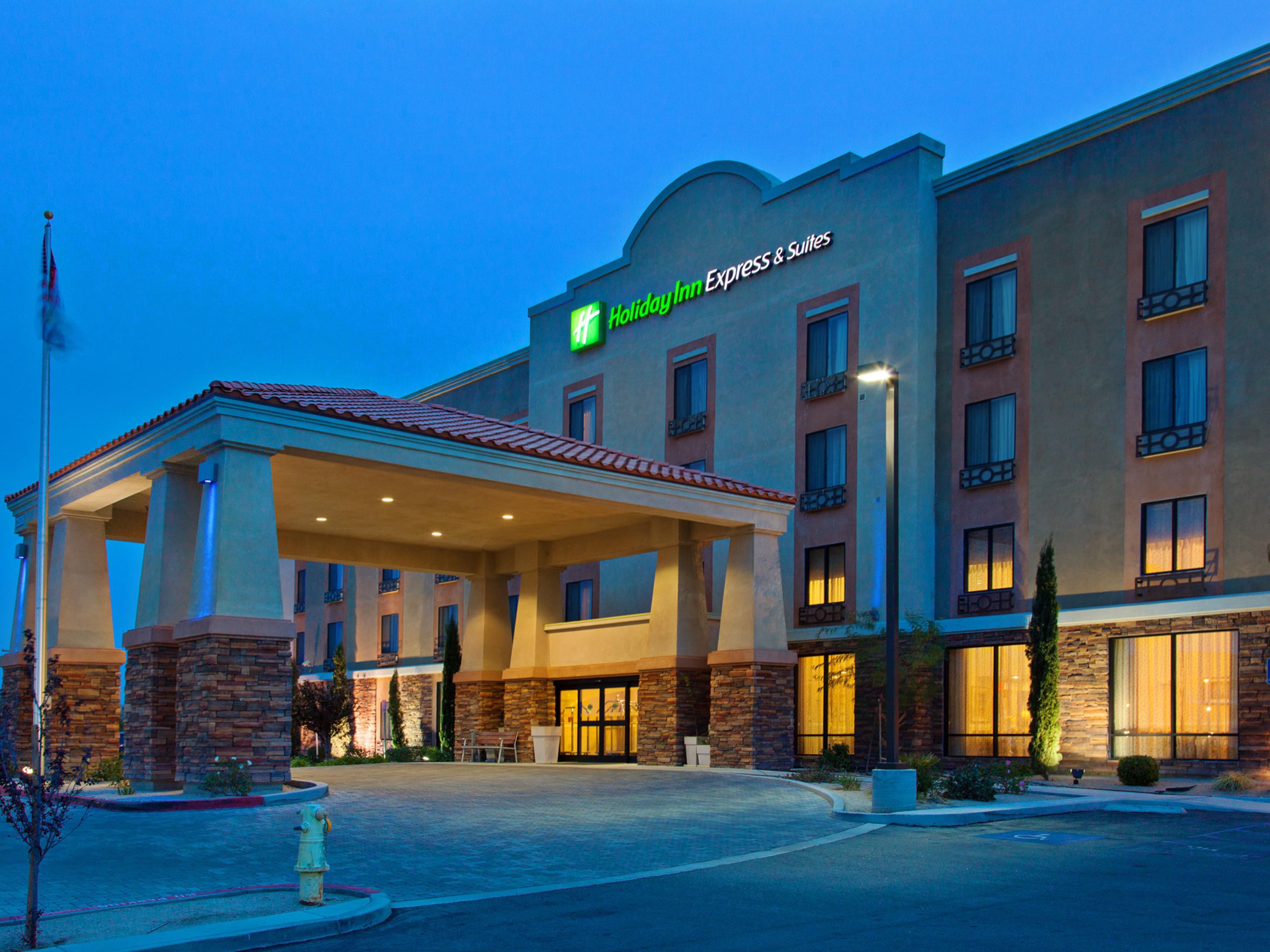 Holiday Inn Express Suites Twentynine Palms Joshua Tree Hotel