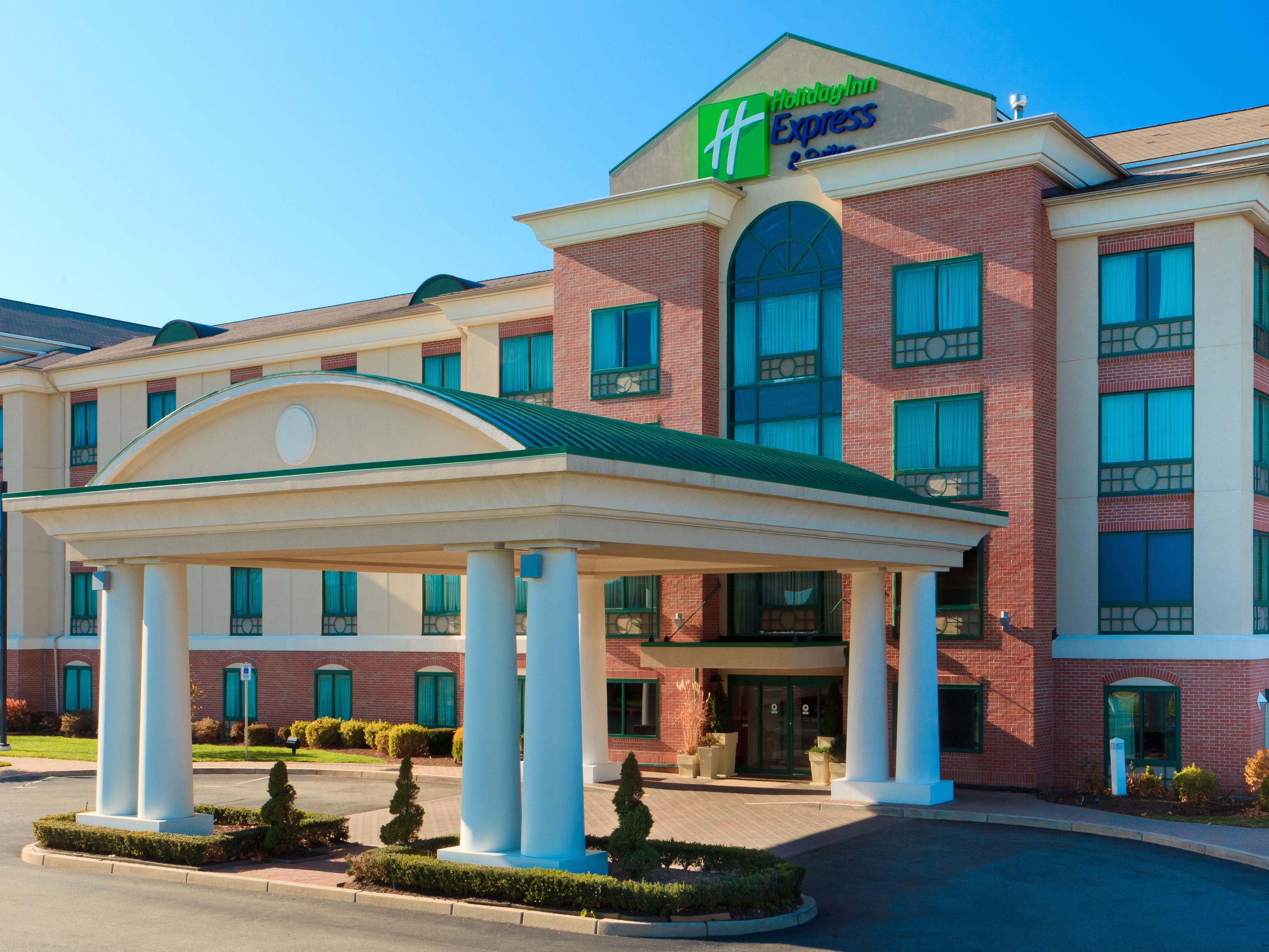 Hotels Near Providence Ri Holiday Inn Express Suites Warwick