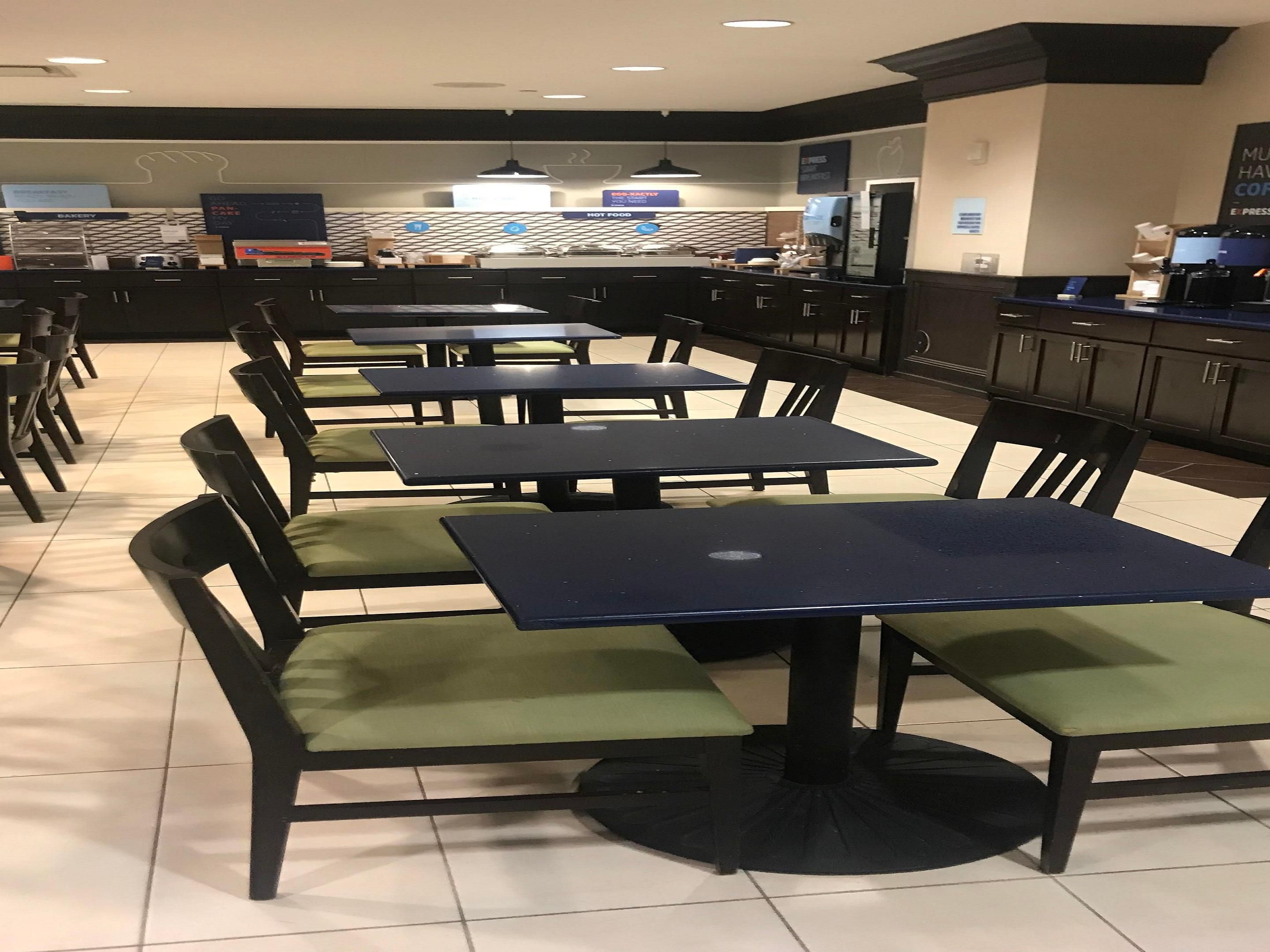 Holiday Inn Express Suites Williamsport Hotel In Williamsport By Ihg