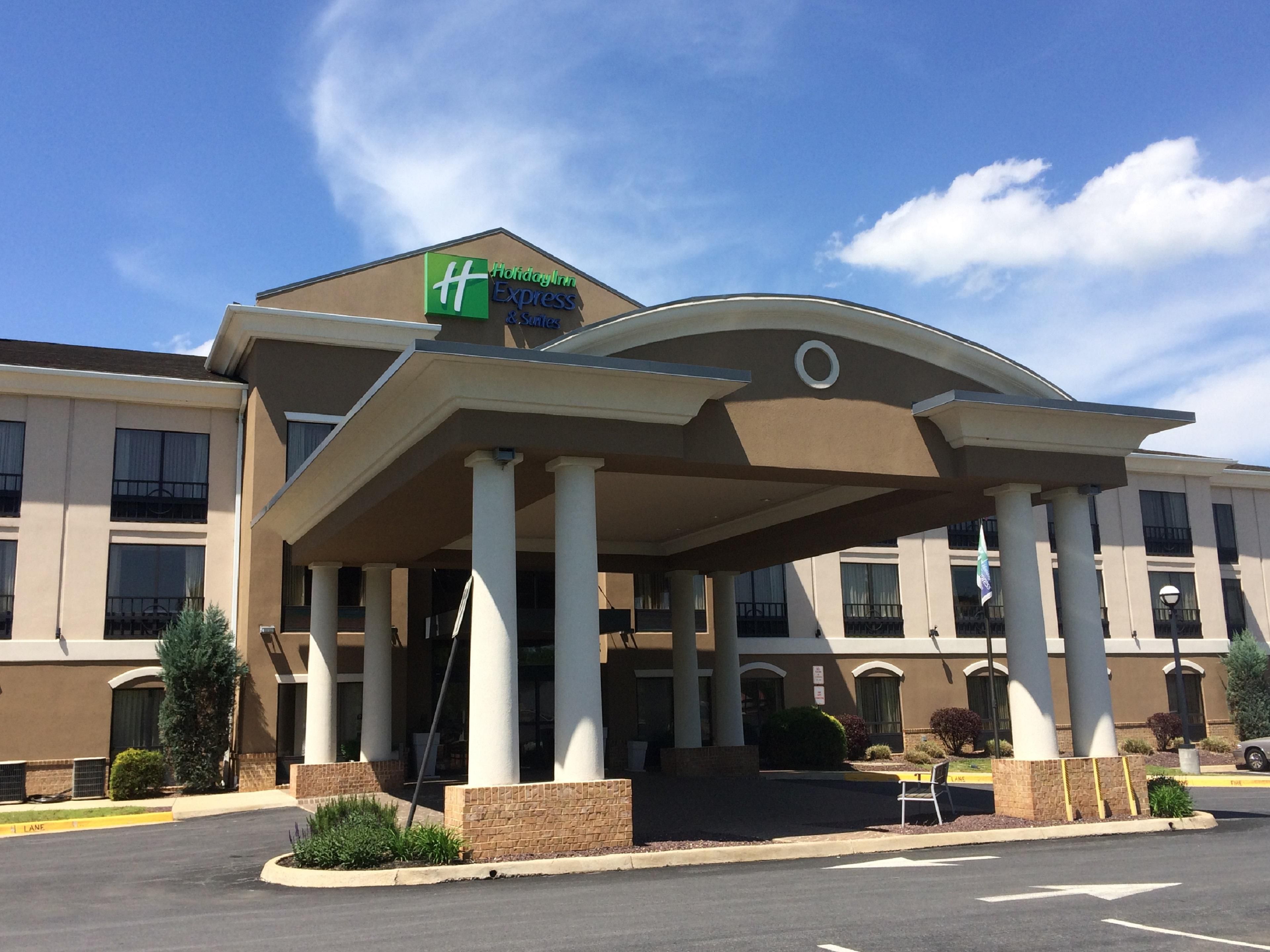 Holiday Inn Express Suites Winchester Hotel By Ihg