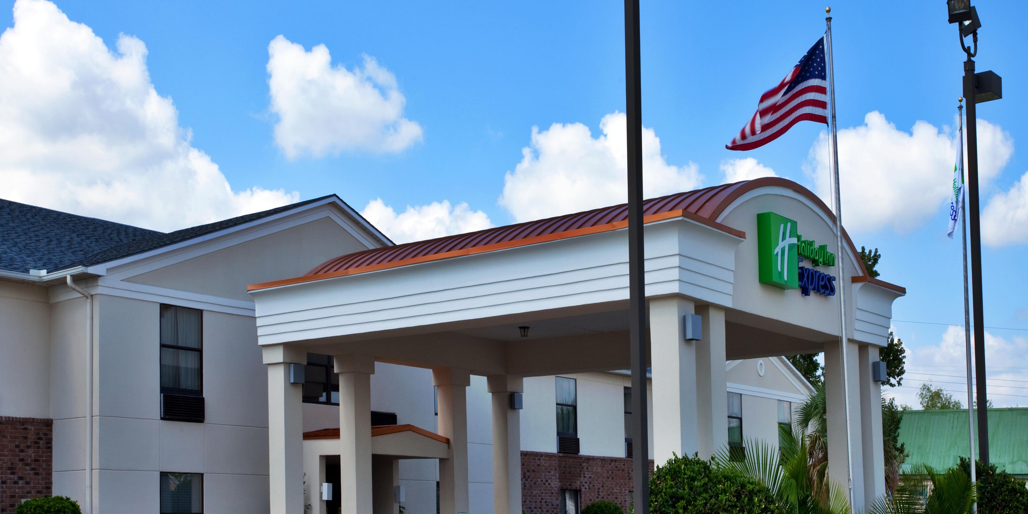 Holiday Inn Express Breaux Bridge/Henderson Map & Driving Directions