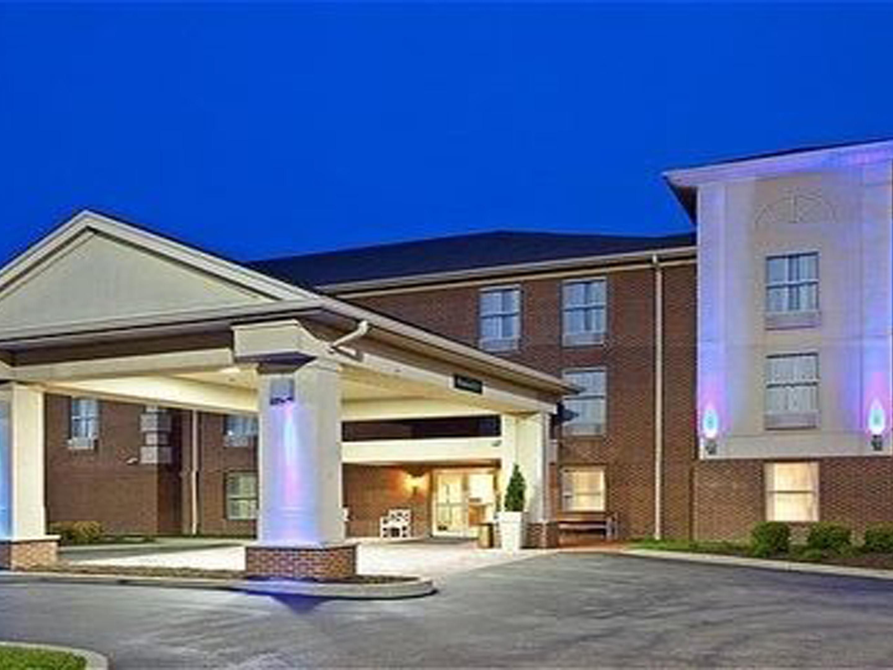 Holiday Inn Express Fairfield Hotel By Ihg