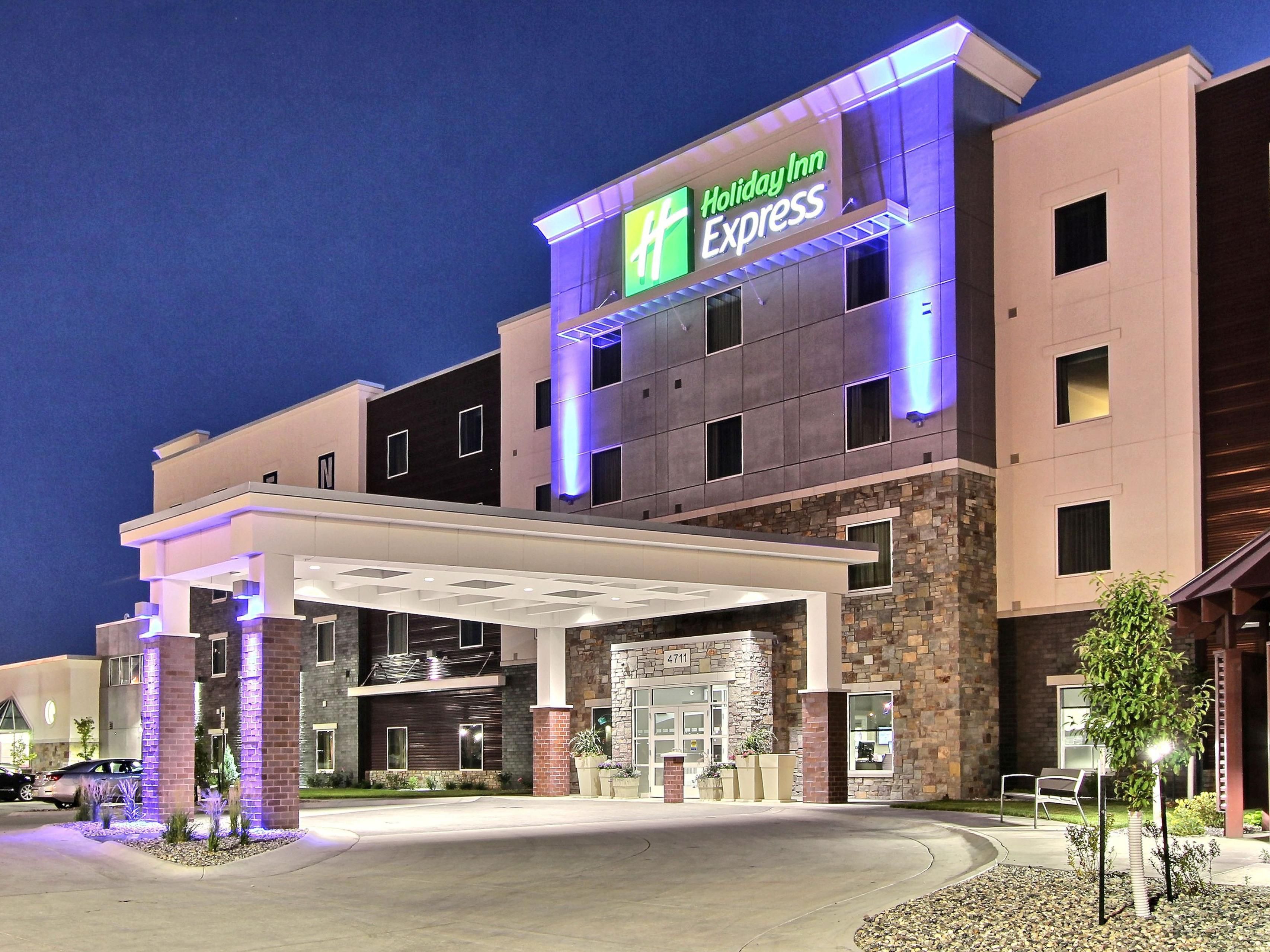 Fargo Hotels Holiday Inn Express Fargo Sw I 94 Medical Center