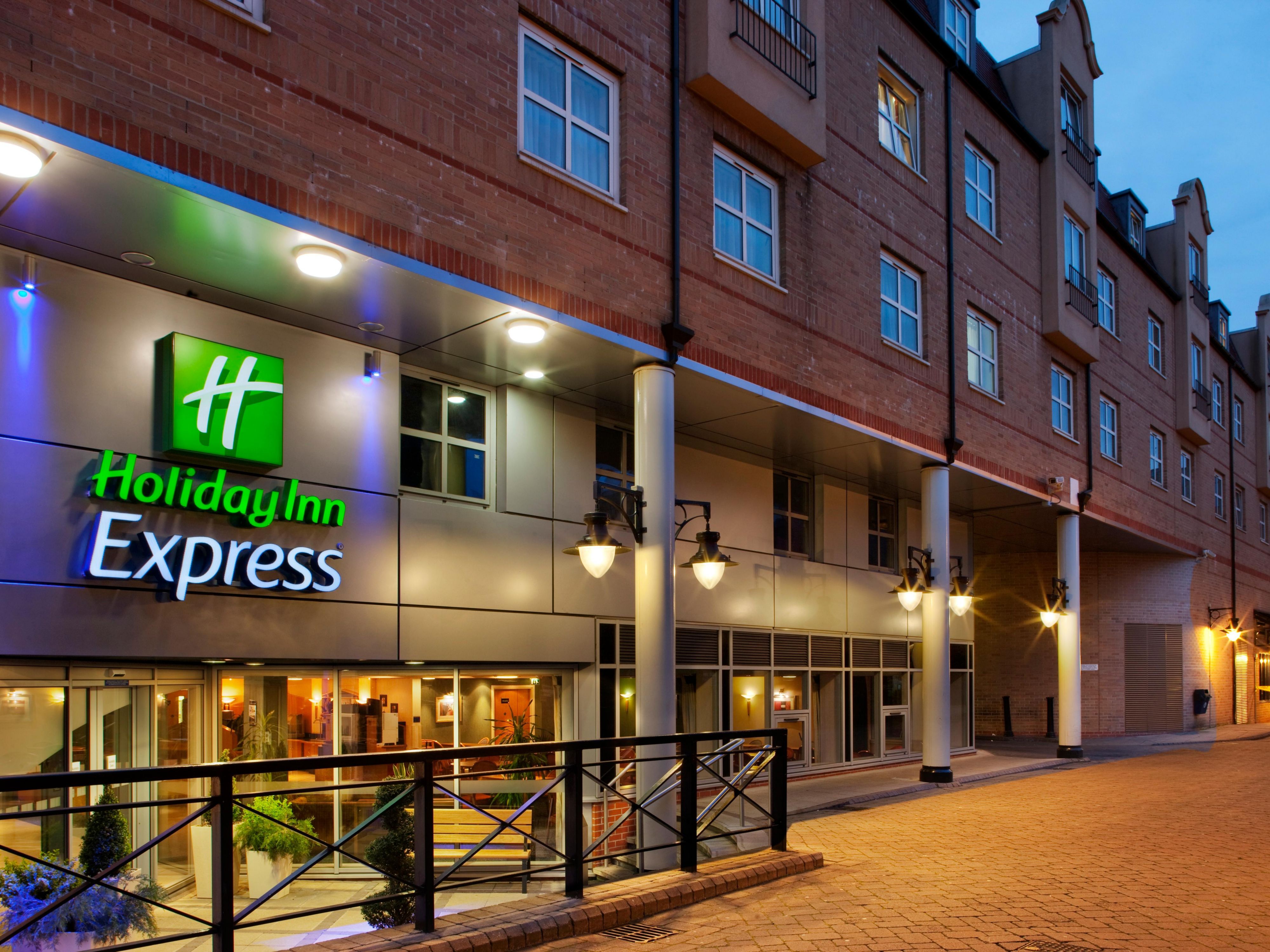 West London Hotels in Hammersmith | Holiday Inn Express London