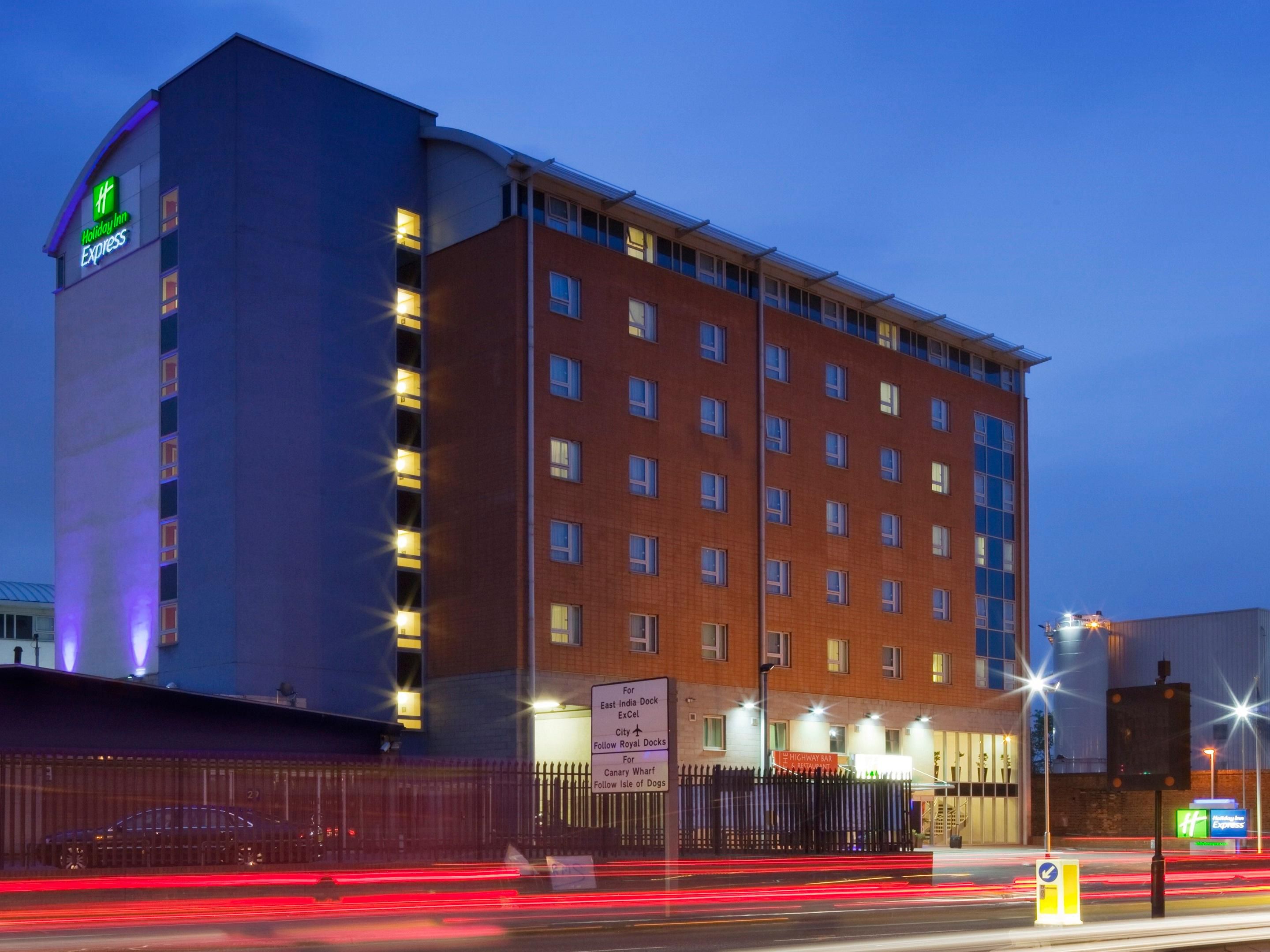 holiday inn express london 4x3