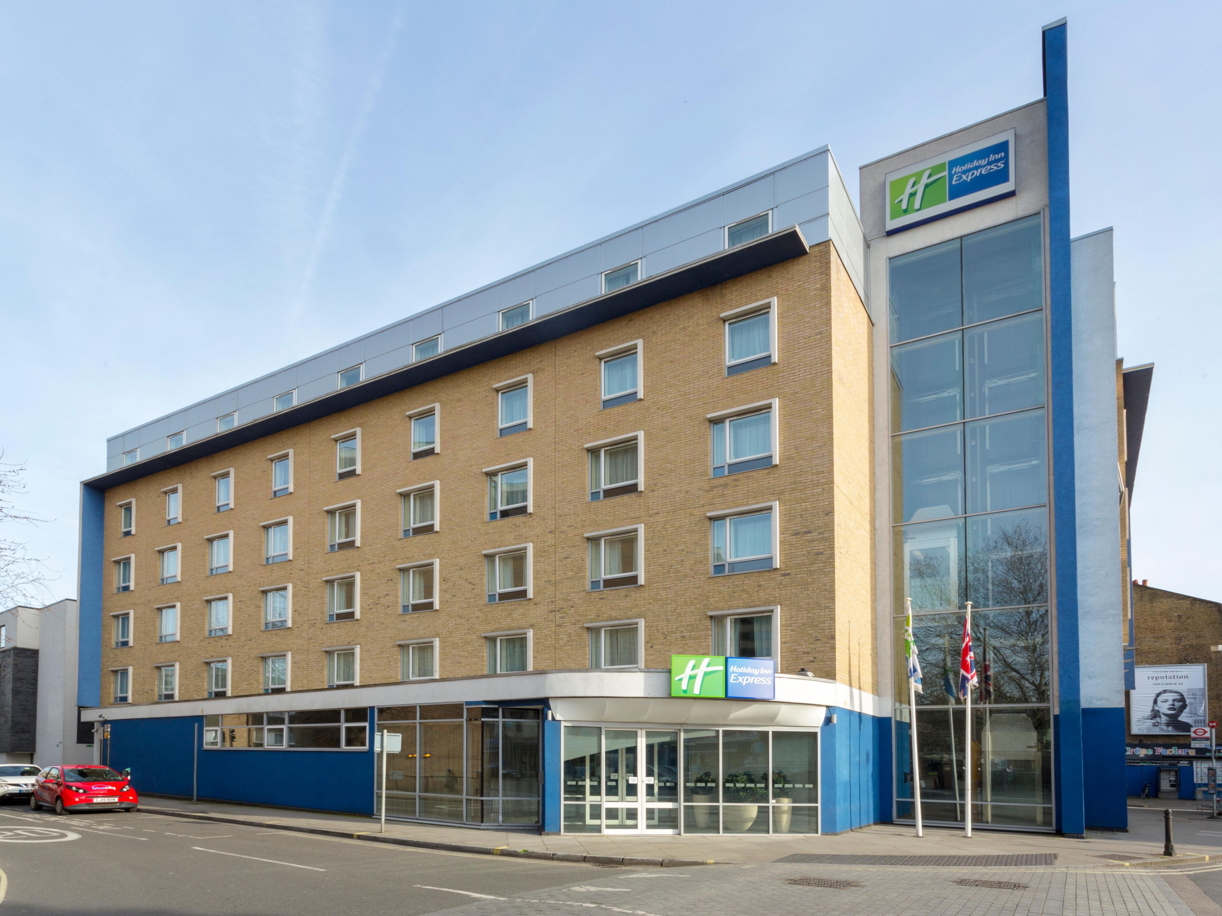 Holiday Inn Express Hotel London Earl #39 s Court