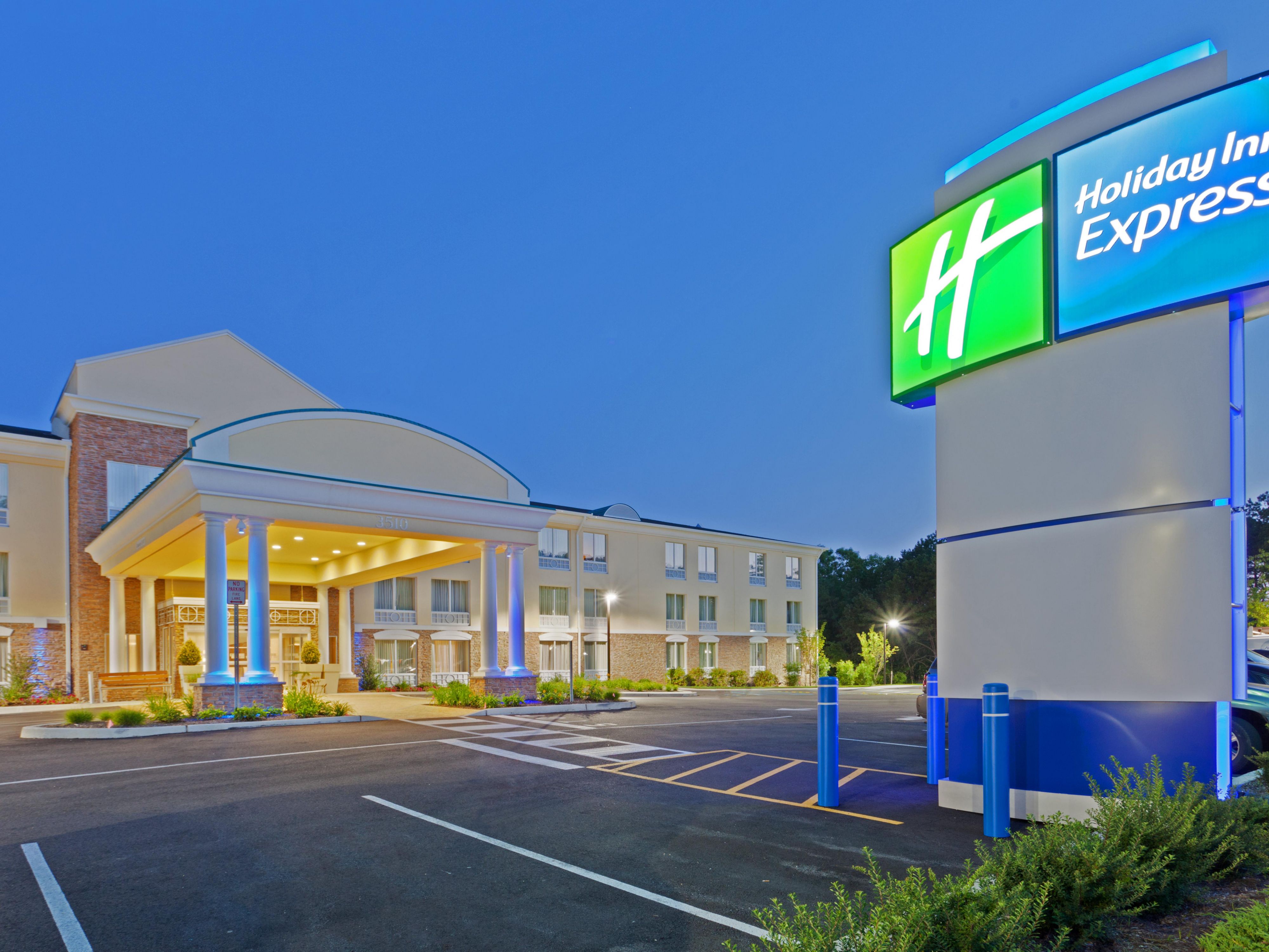 Hotels In Neptune Nj With Indoor Pools Holiday Inn Express Neptune