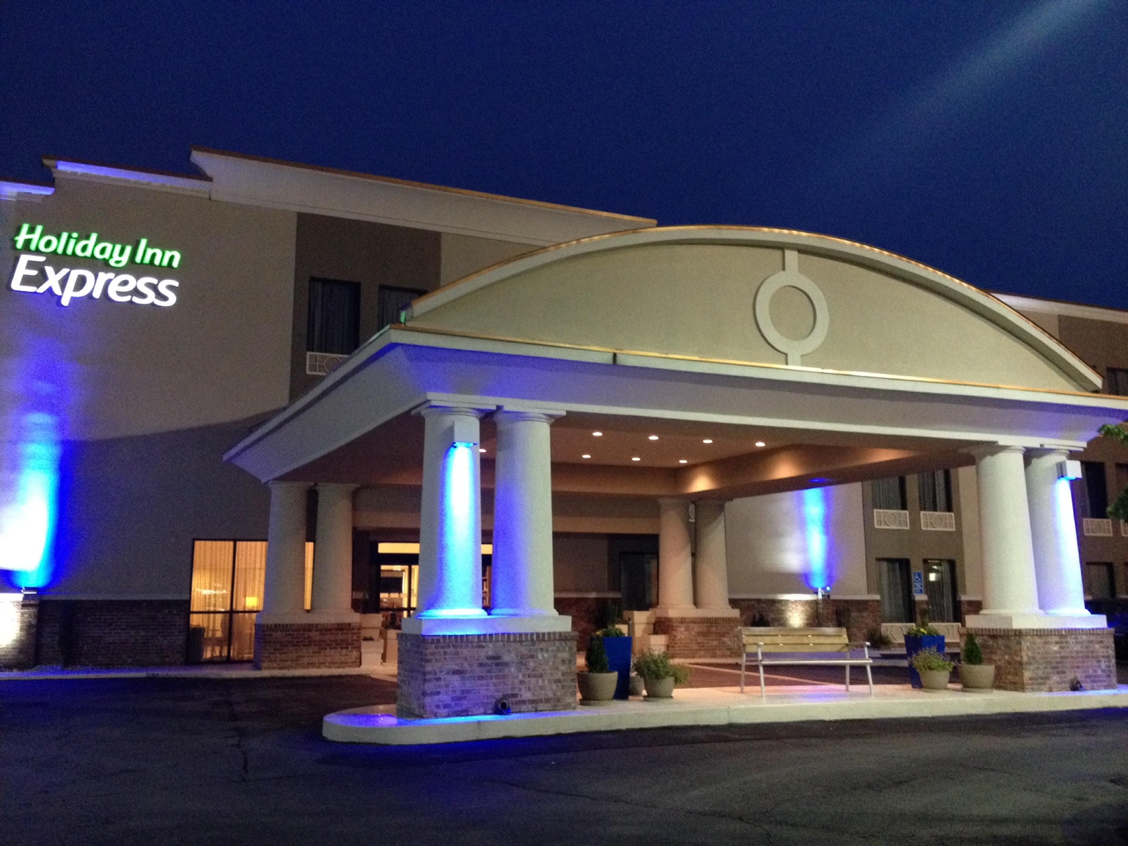 Holiday Inn Express New Albany Hotel in New Albany by IHG