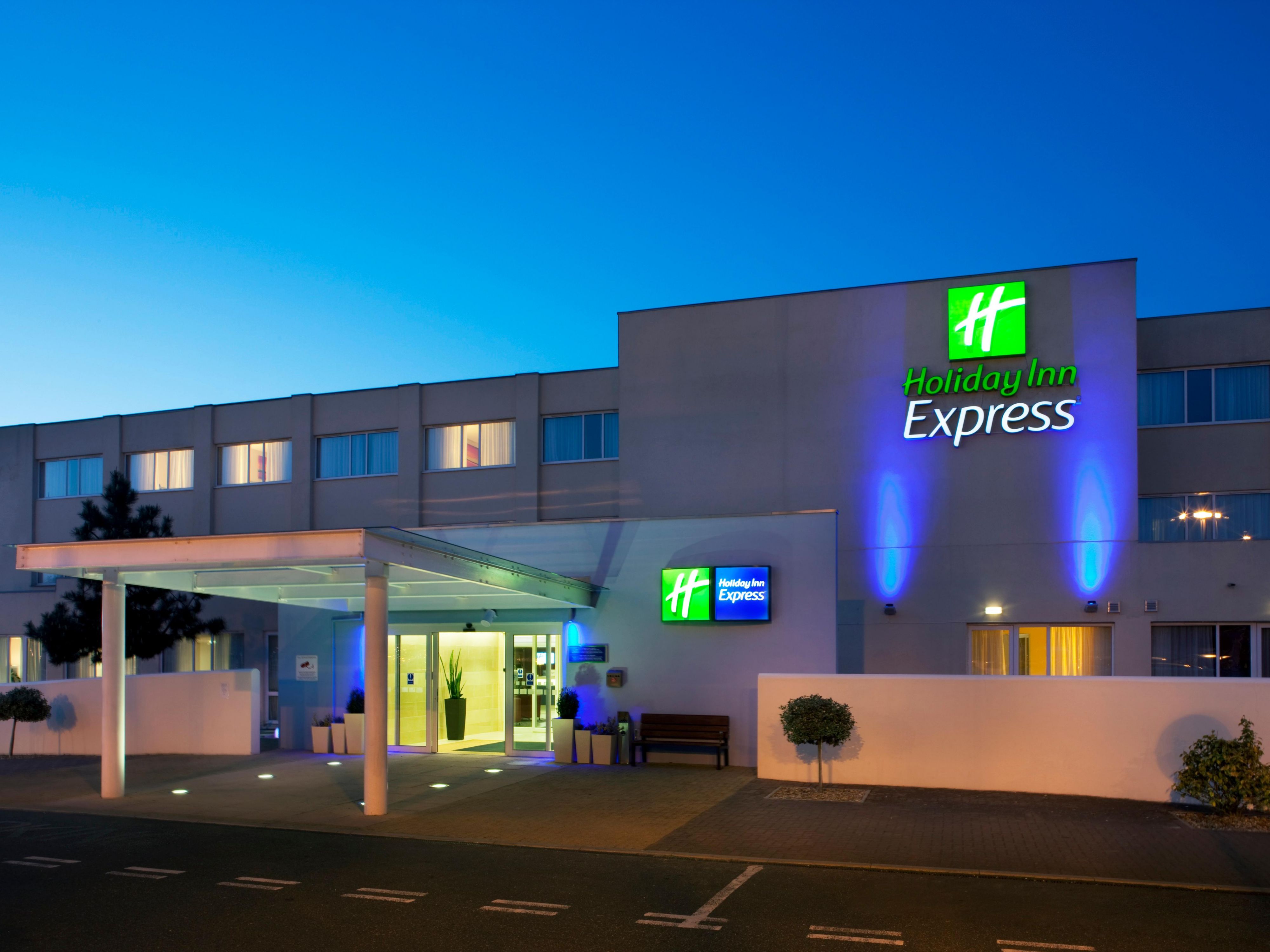 Hotel Near Norwich Airport Holiday Inn Express Norwich