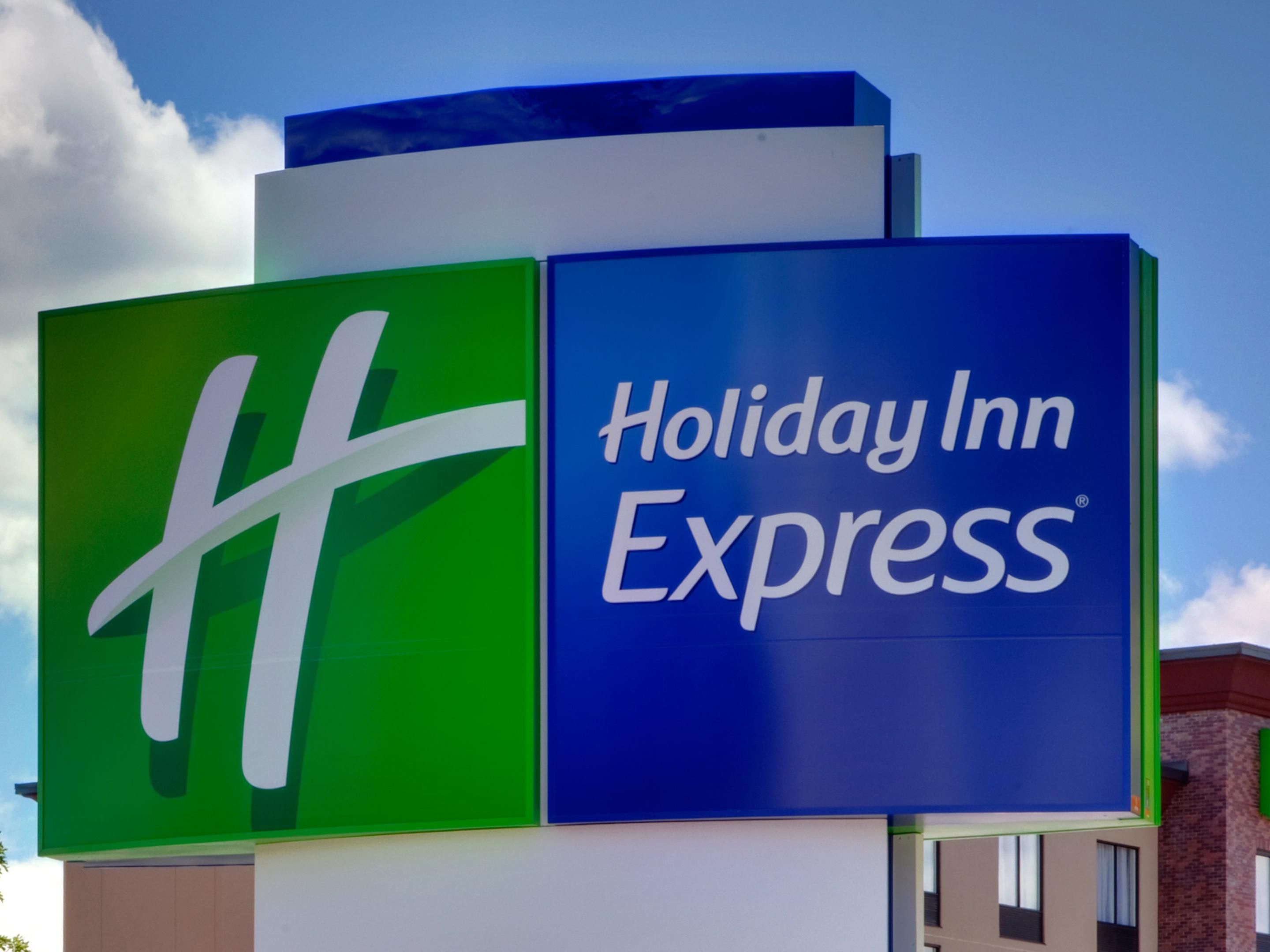 Hotels In Pineville La Holiday Inn Express Suites Pineville