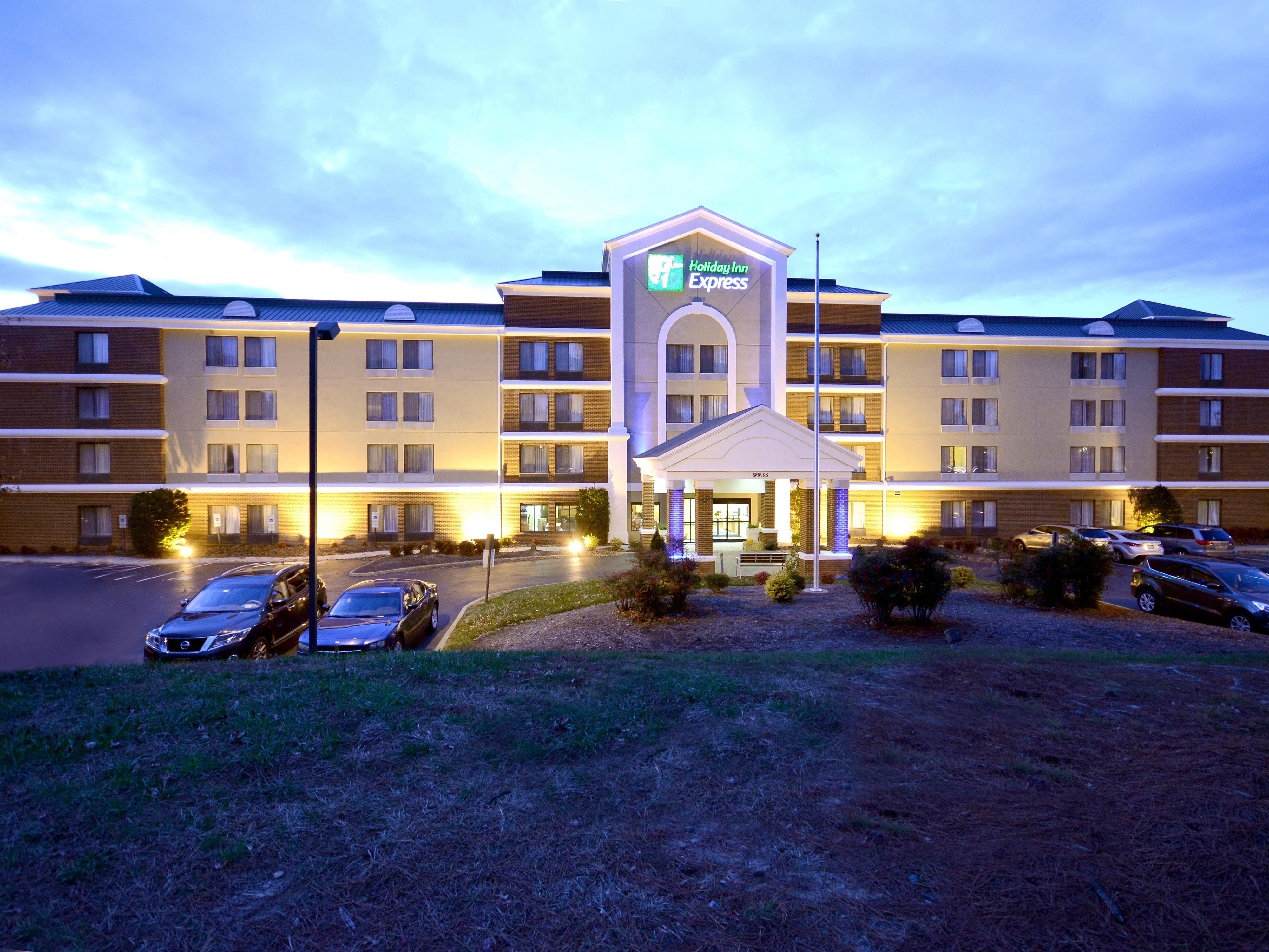 Pet Friendly Hotel Near Vcu Holiday Inn Express Richmond I 64