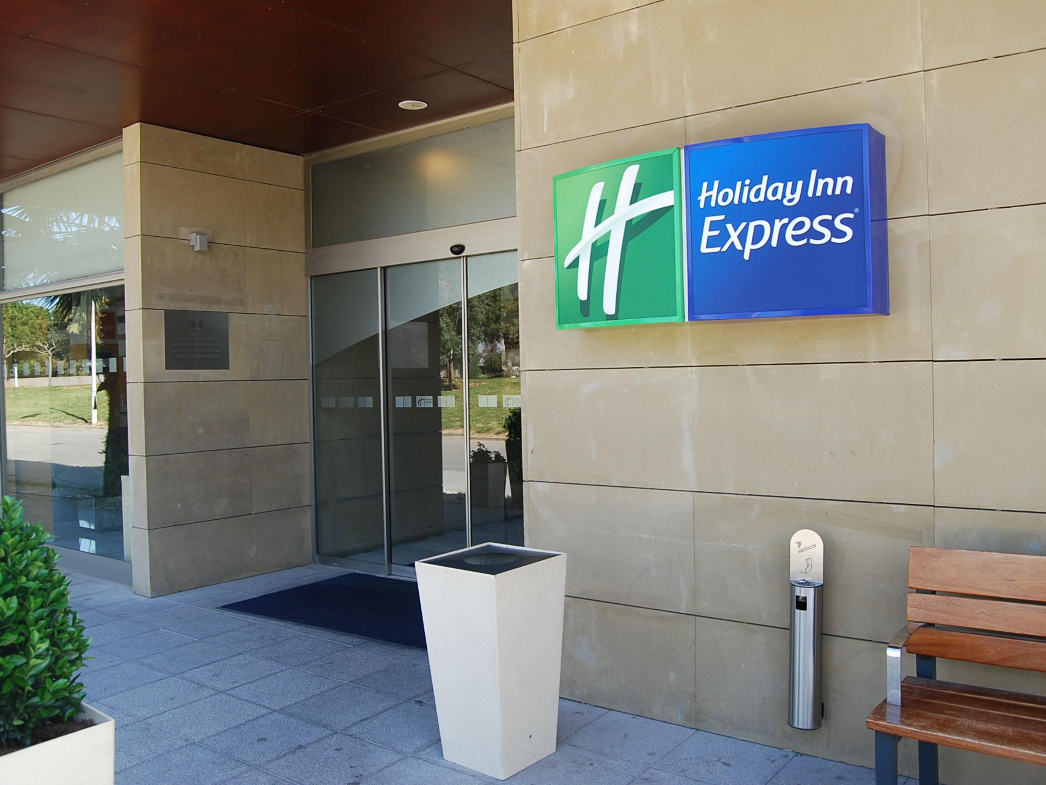 hotel holidays inn express valencia