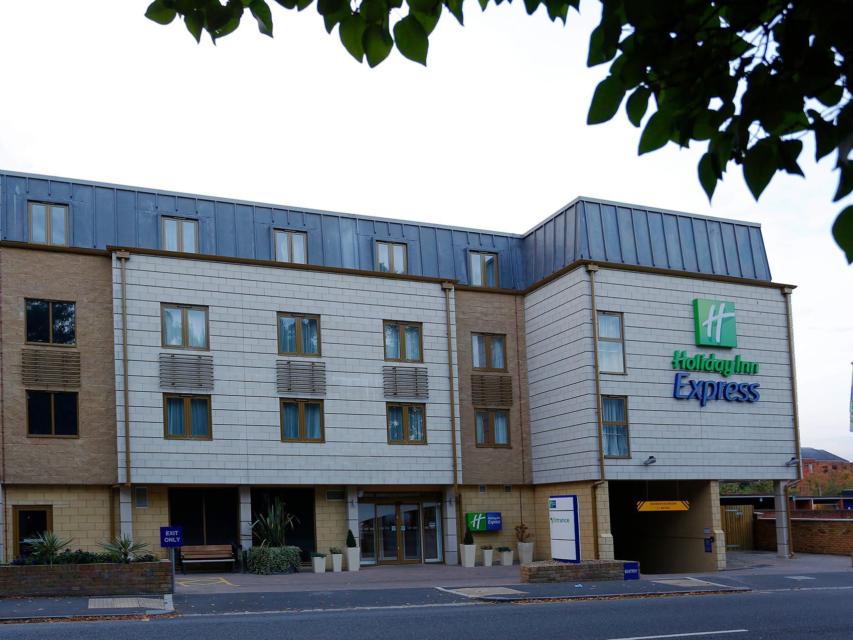 Hotel Near Town Centre Holiday Inn Express Windsor