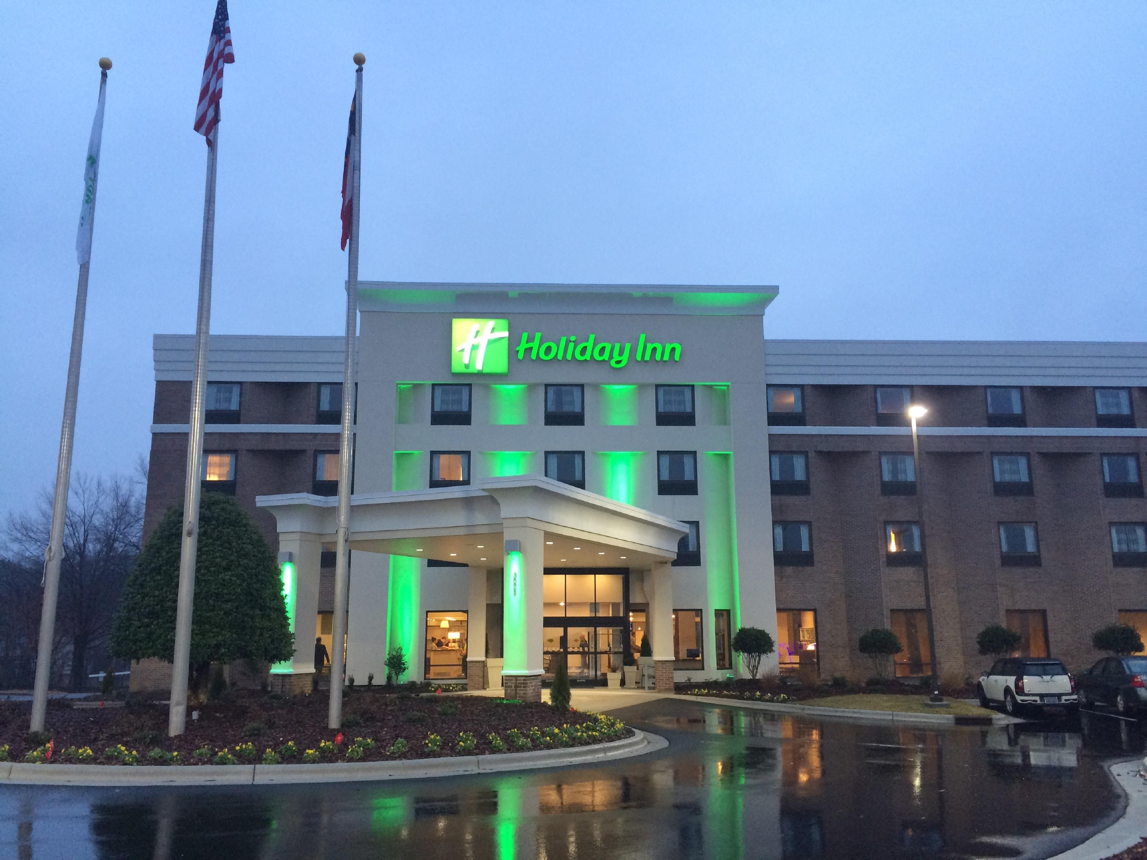 Greensboro Hotels: Holiday Inn Greensboro Coliseum Hotel in Greensboro