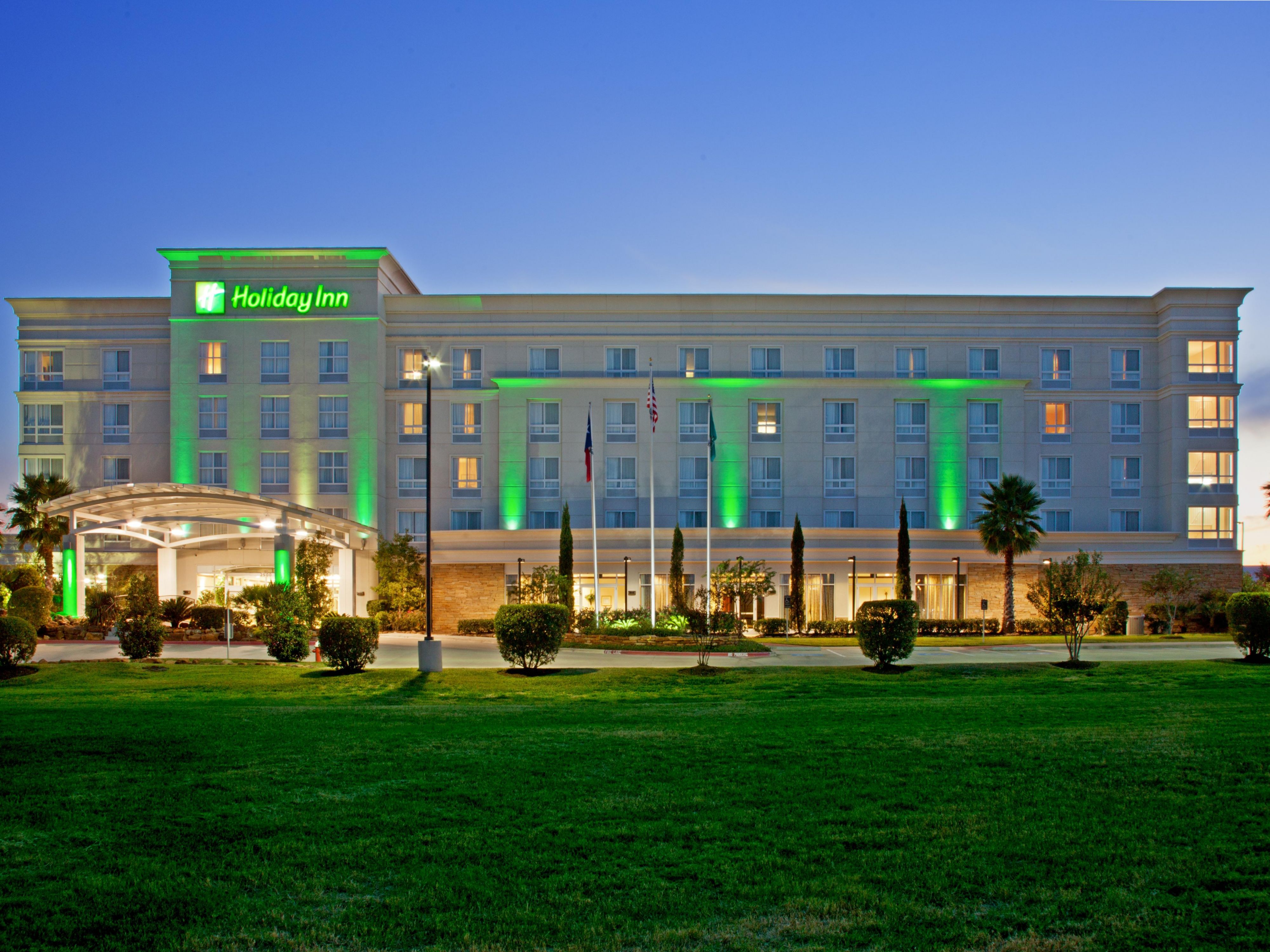 College Station Hotels Holiday Inn Suites College Station