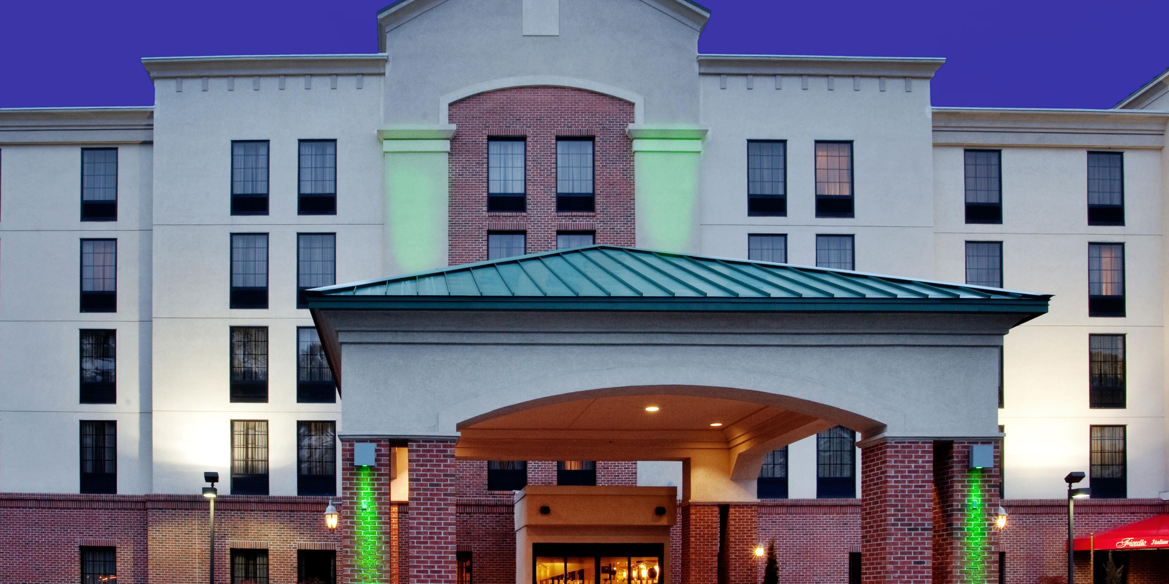 Holiday Inn Express & Suites Newport News