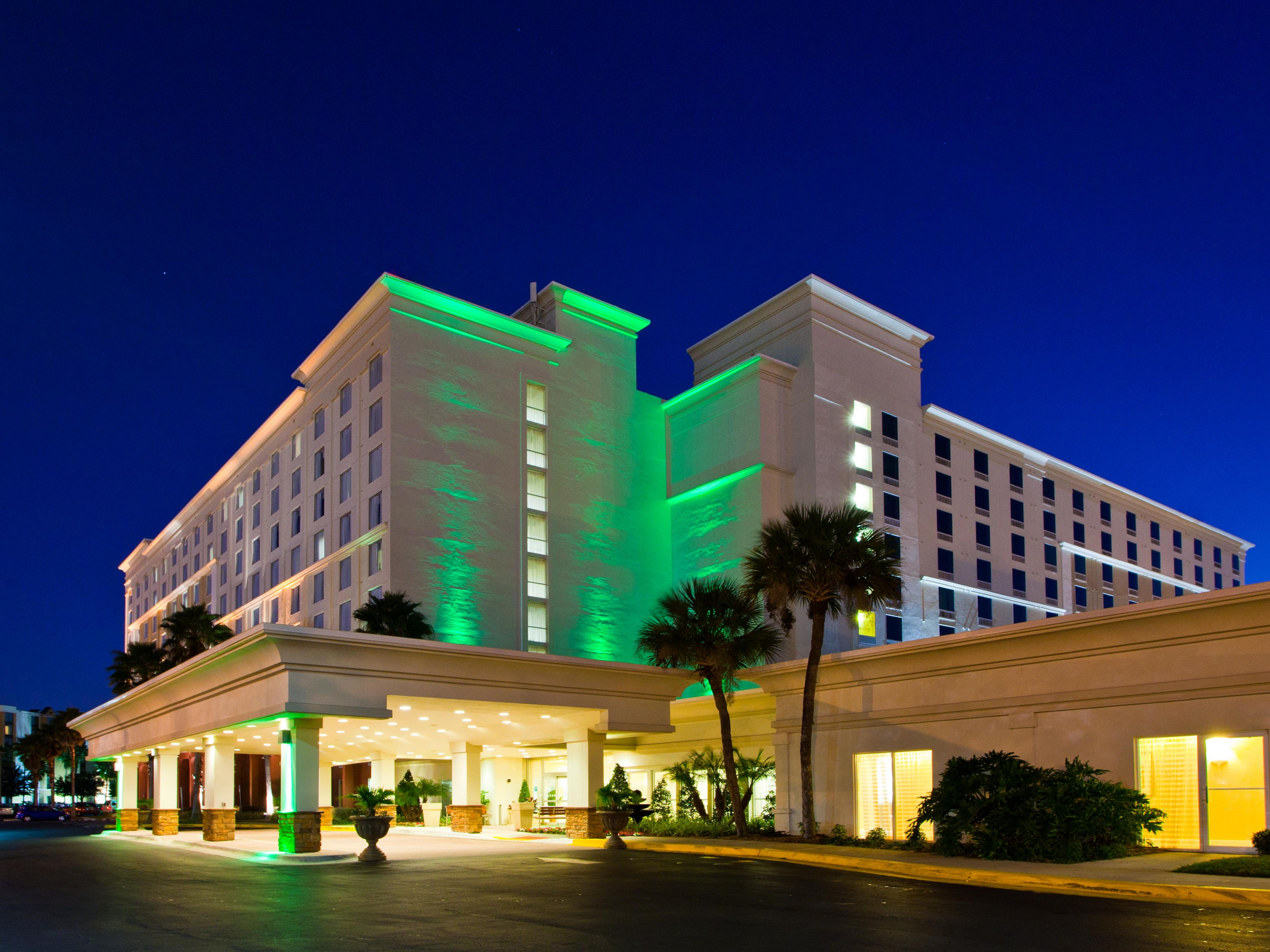 Kid Pet Friendly Hotels In Orlando Holiday Inn Suites