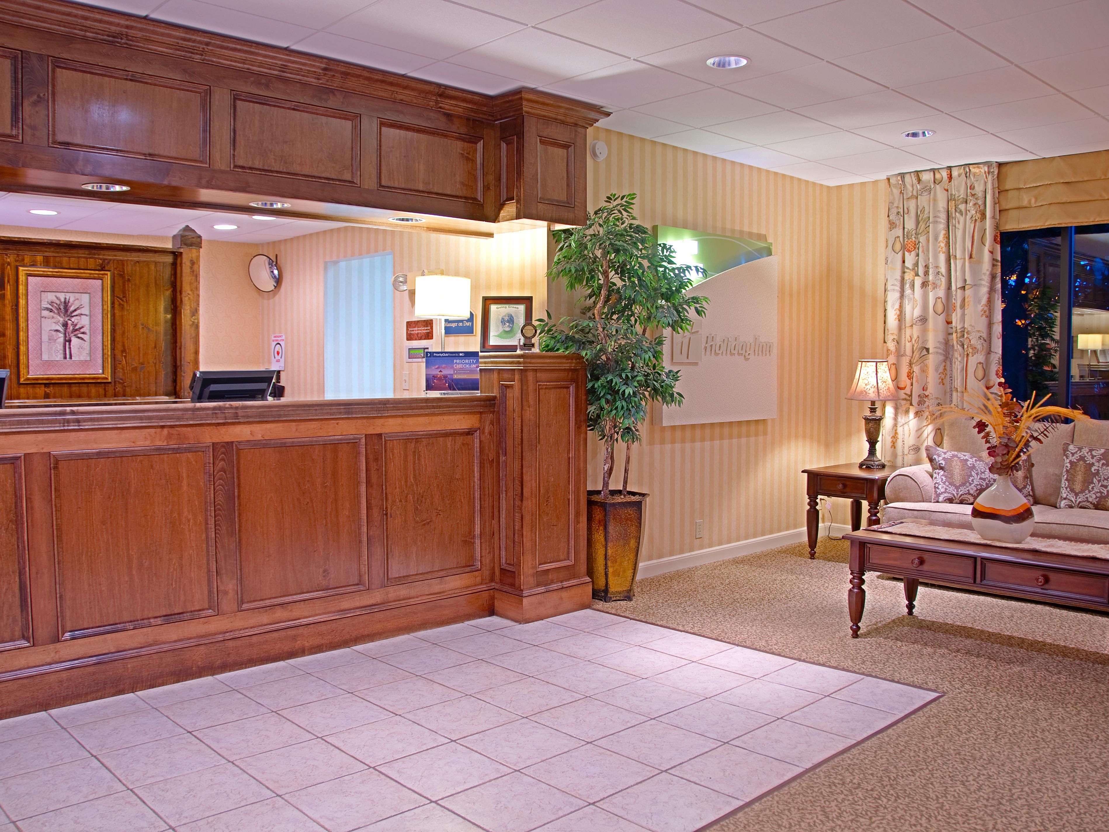 Pet Friendly Vero Beach Hotel Holiday Inn Suites Vero Beach