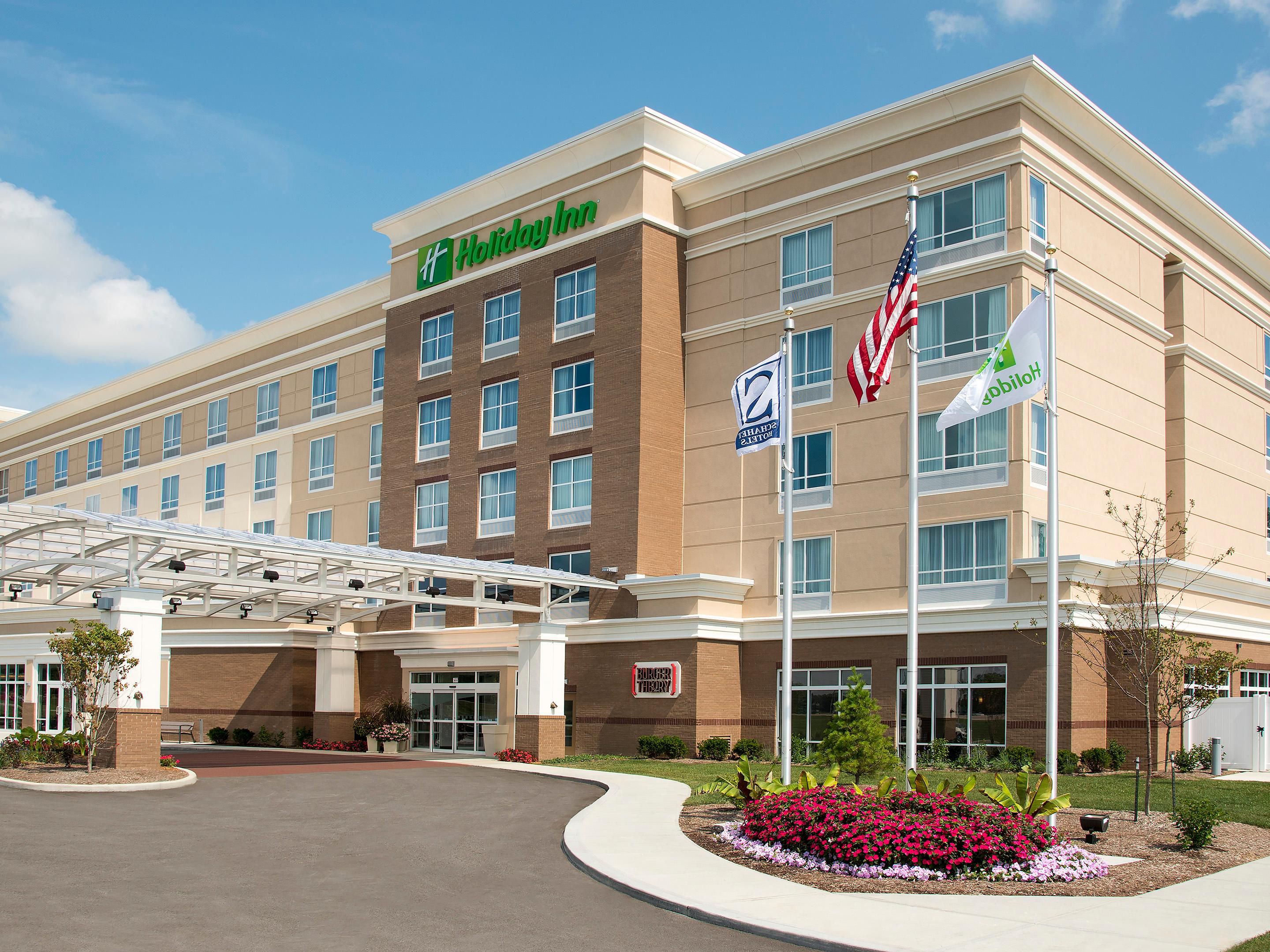 Kid Friendly Airport Hotels Holiday Inn Indianapolis Airport