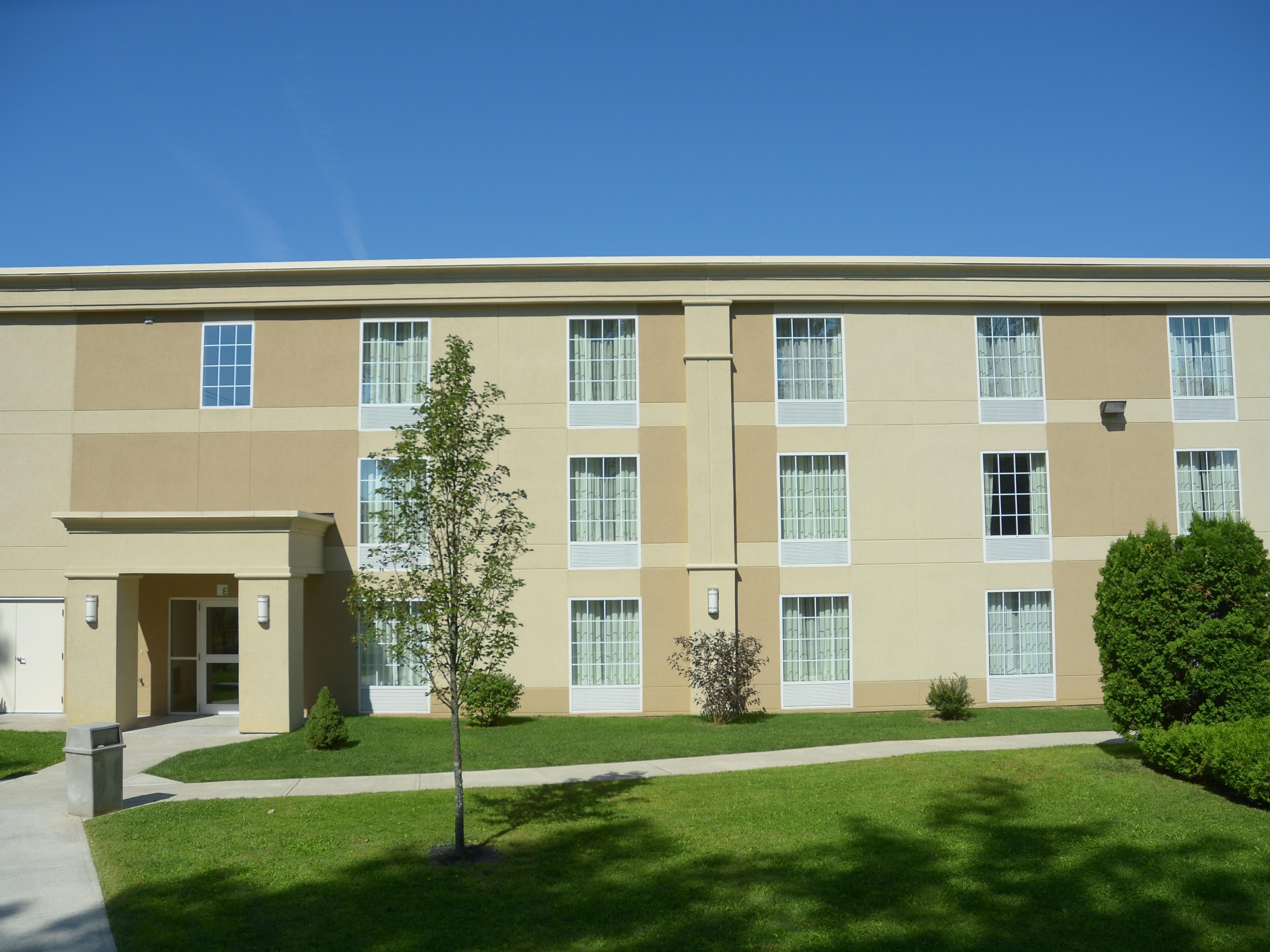 Johnstown Hotels Holiday Inn JohnstownGloversville Hotel in Johnstown