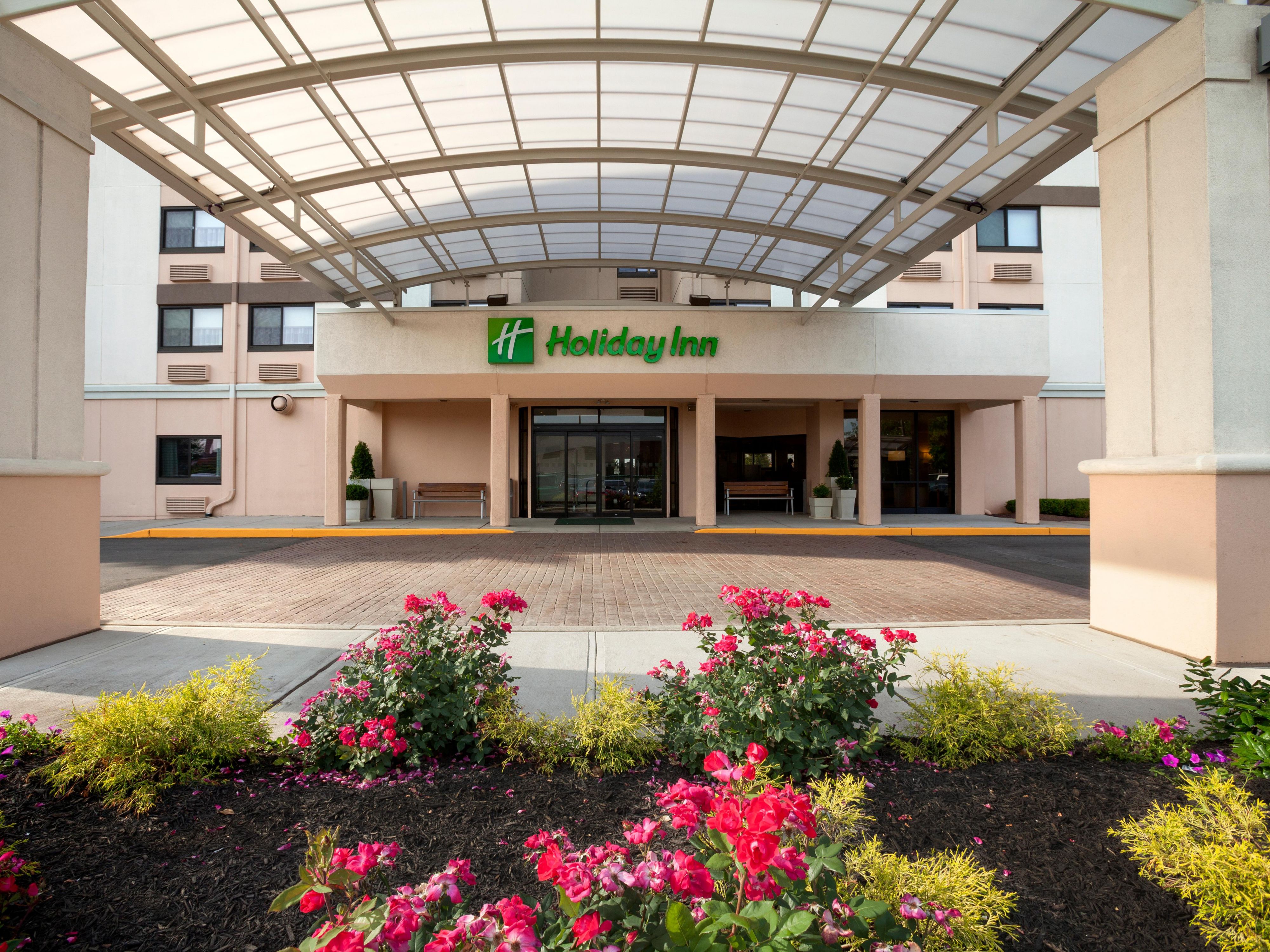 Newark  Airport  EWR  Hotel Holiday Inn Newark Airport