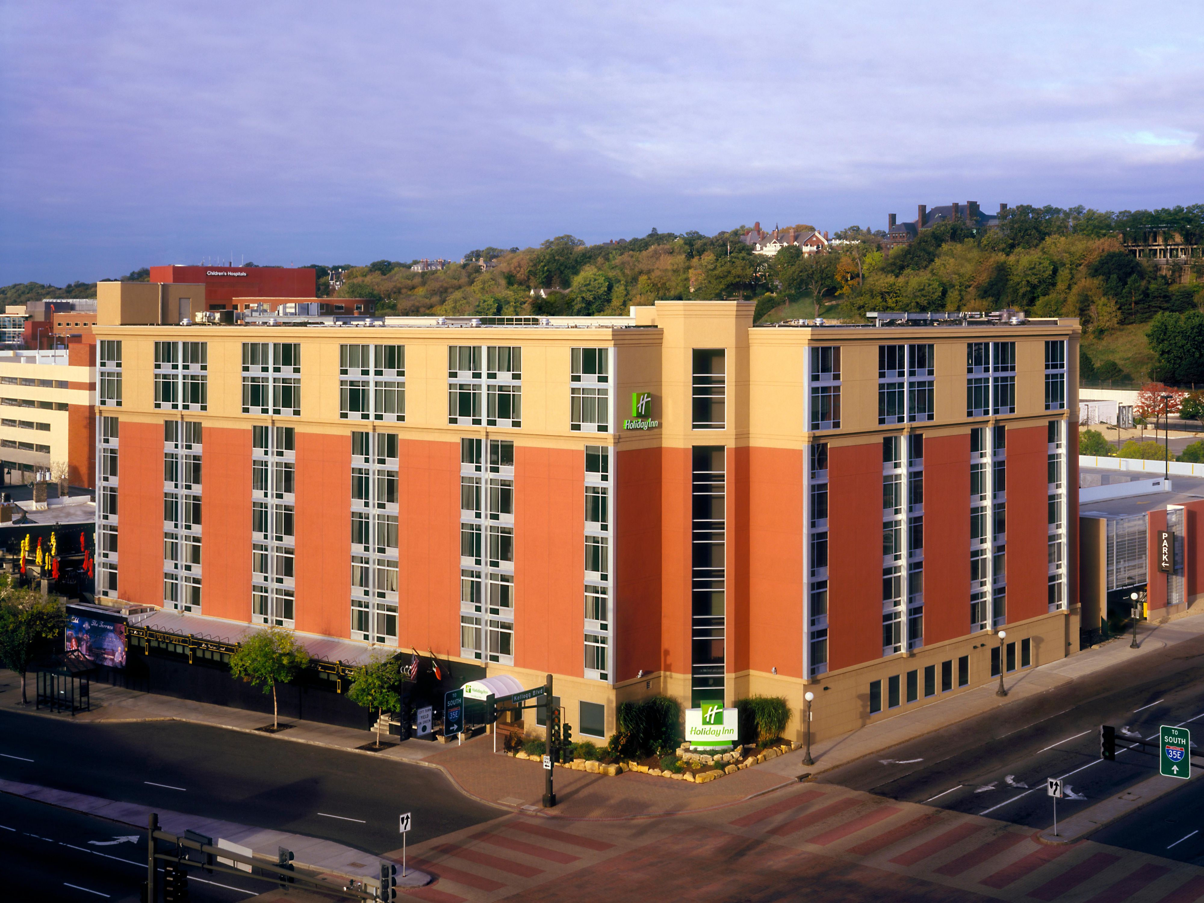 Downtown St. Paul Hotels in Minnesota Holiday Inn St. Paul Downtown