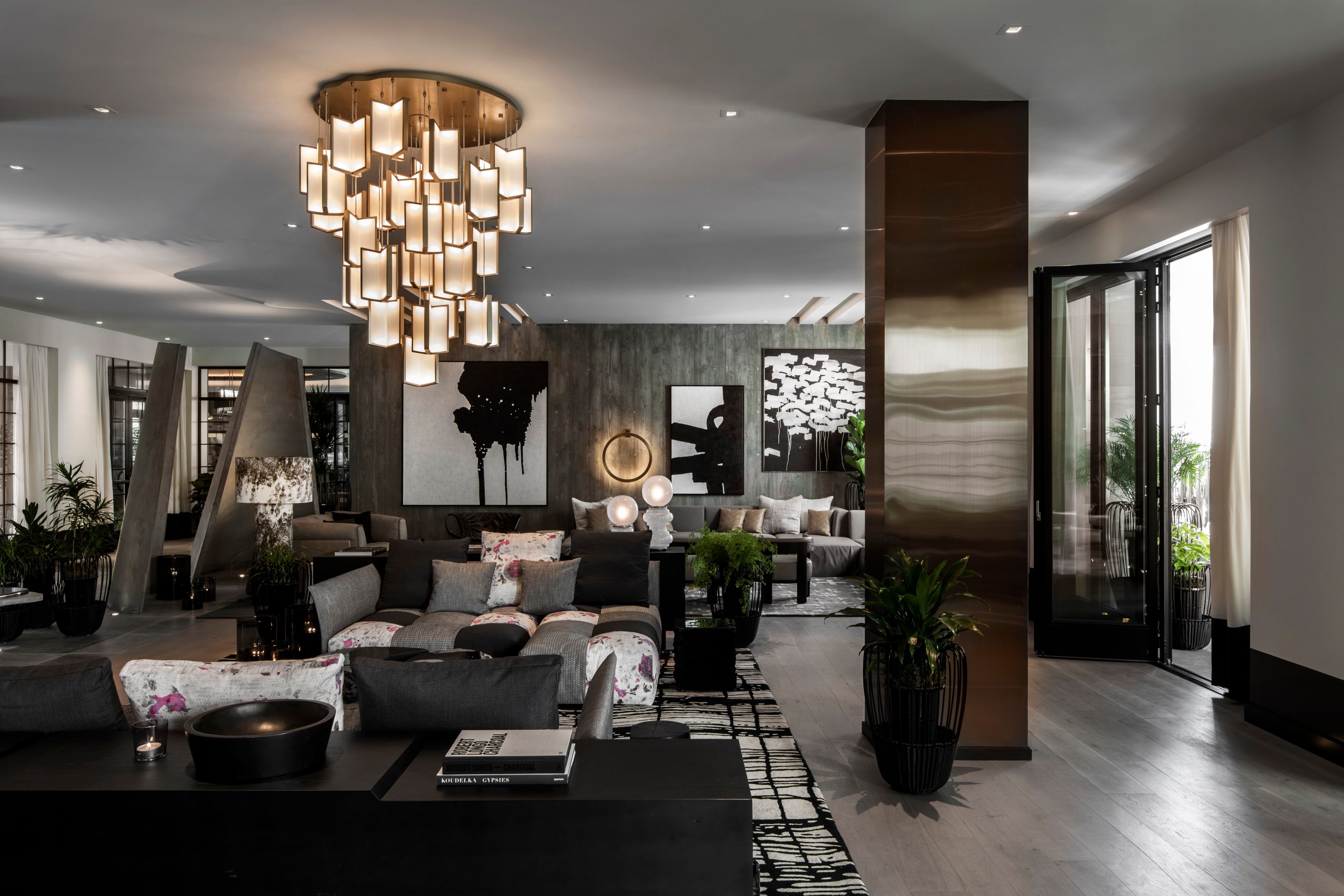 Kimpton La Peer Hotel