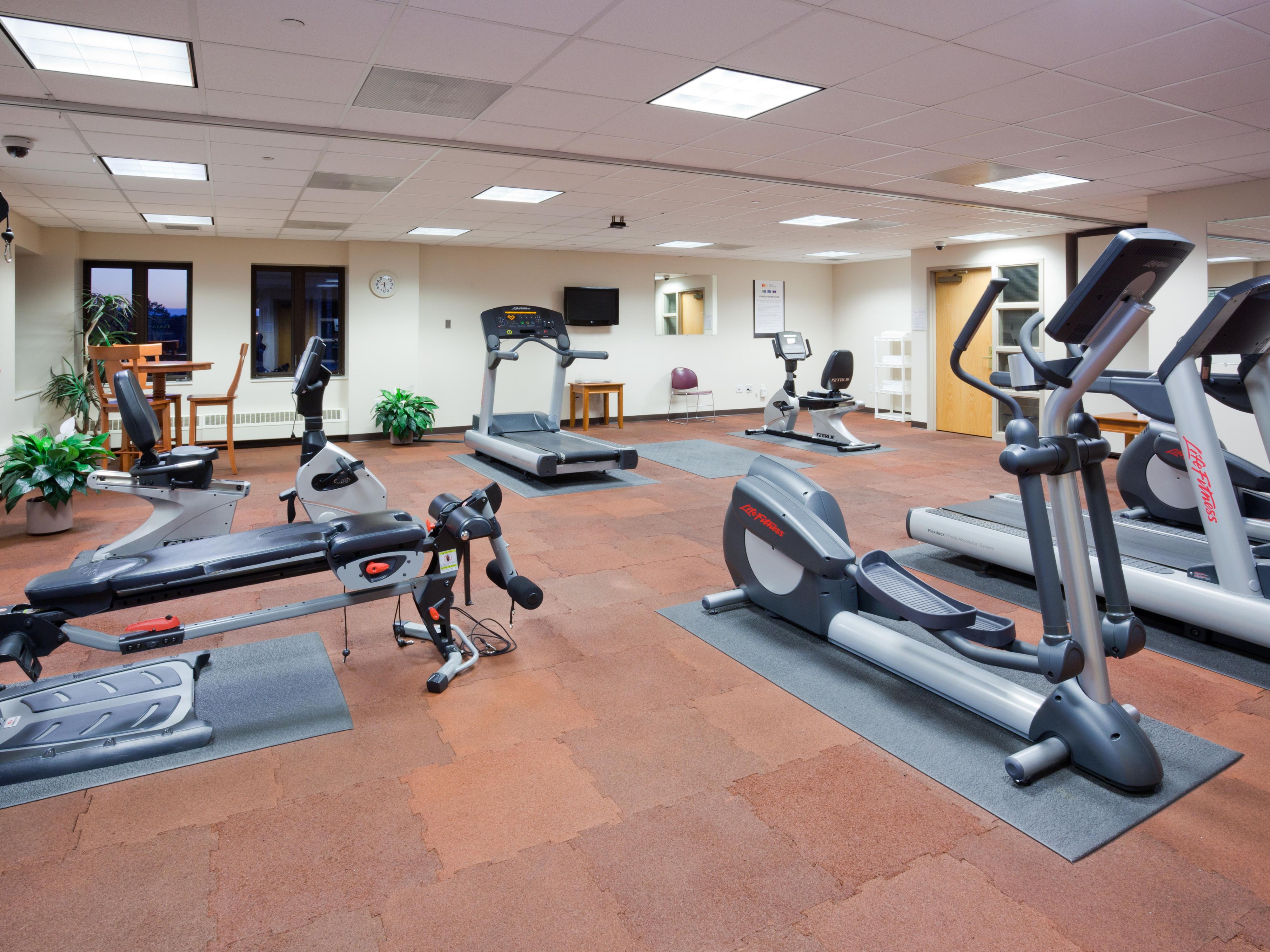 IHG Army Hotels at Fort Mccoy Anderson Hall Amenities