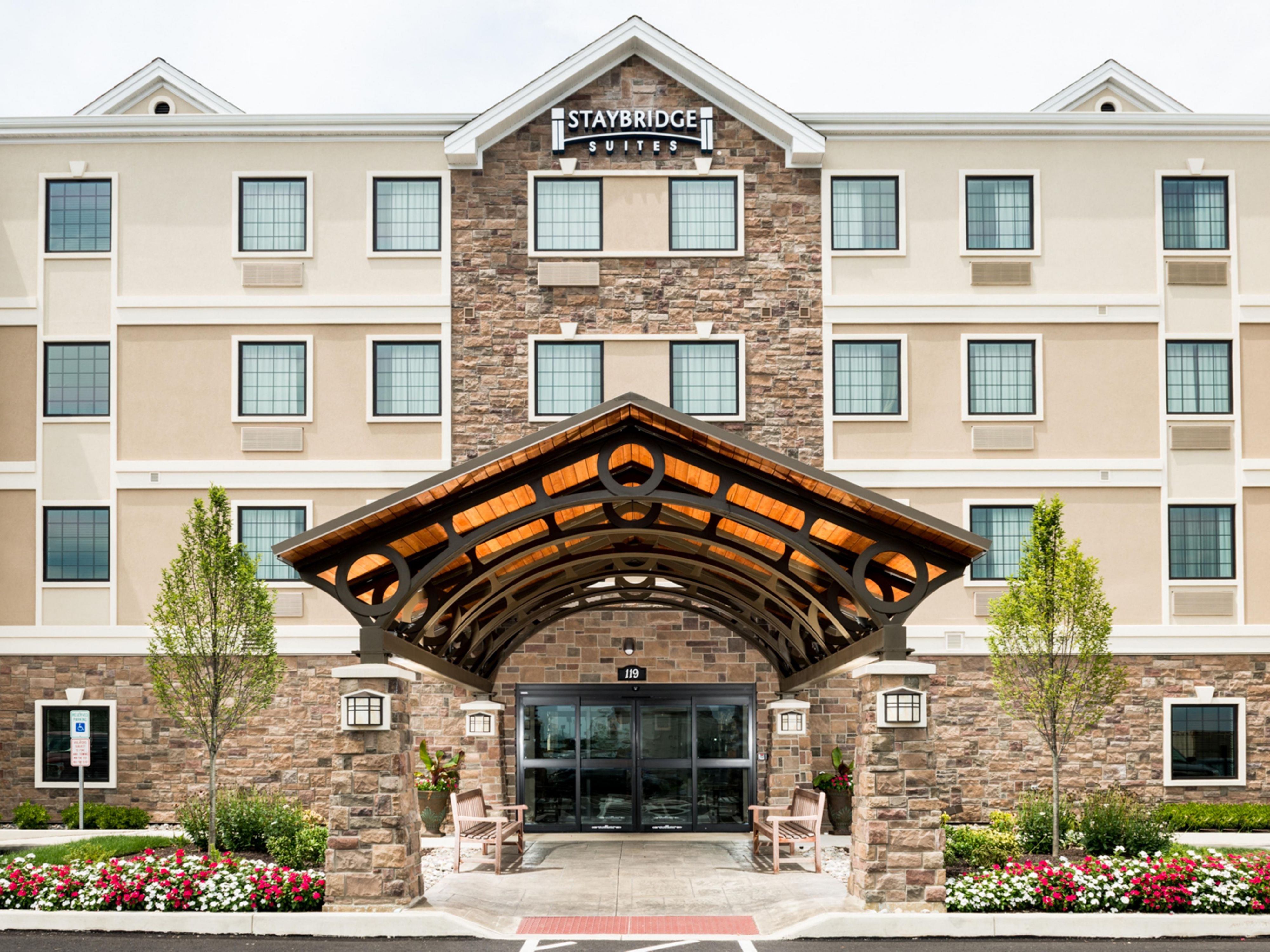 Staybridge Suites Canton - Canton, Ohio