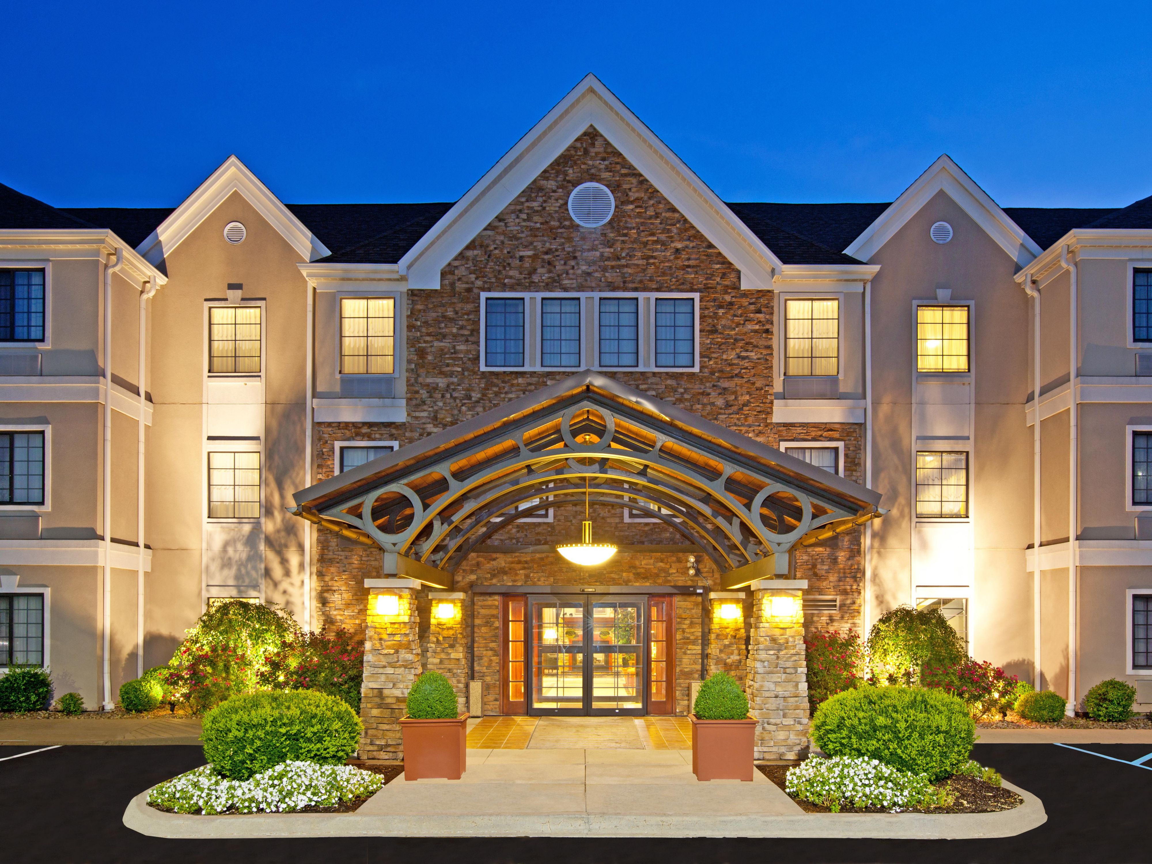 Louisville Hotels Near Kentucky Kingdom Staybridge Suites