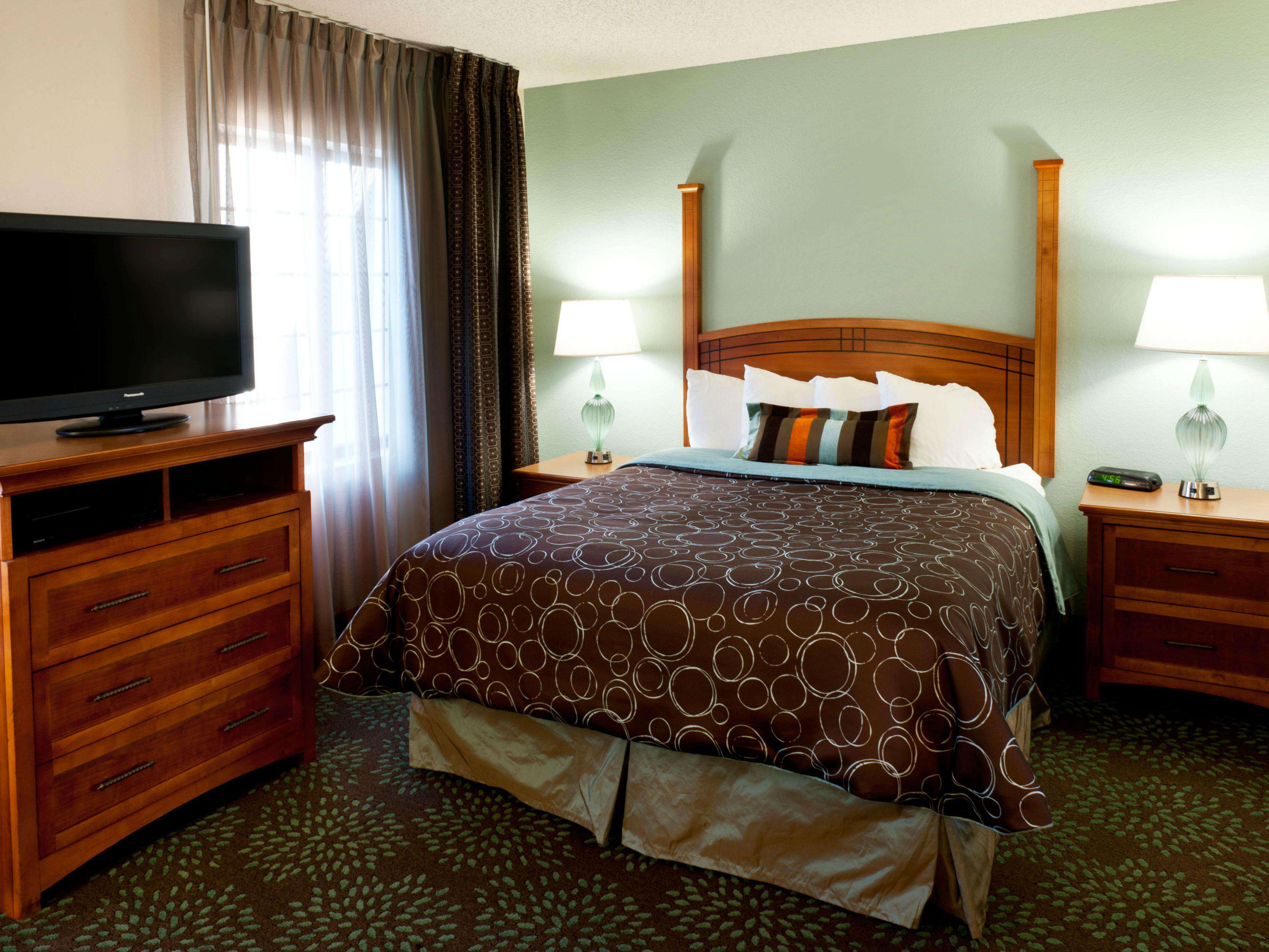 hotels maple grove mn