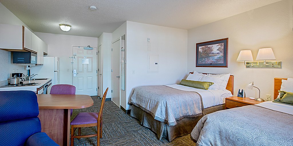 Candlewood Suites Appleton Room Pictures Amenities