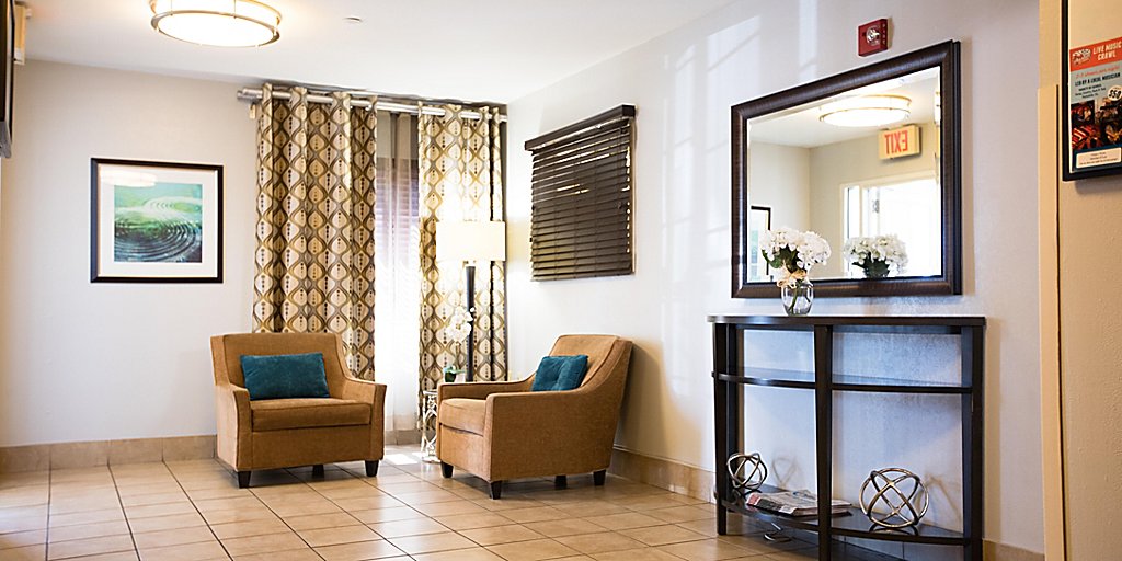 Hotels In South Austin Candlewood Suites Austin South