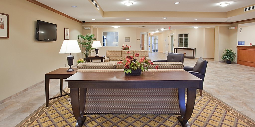 Hotels In Fayetteville Nc Candlewood Suites Fayetteville Fort Bragg