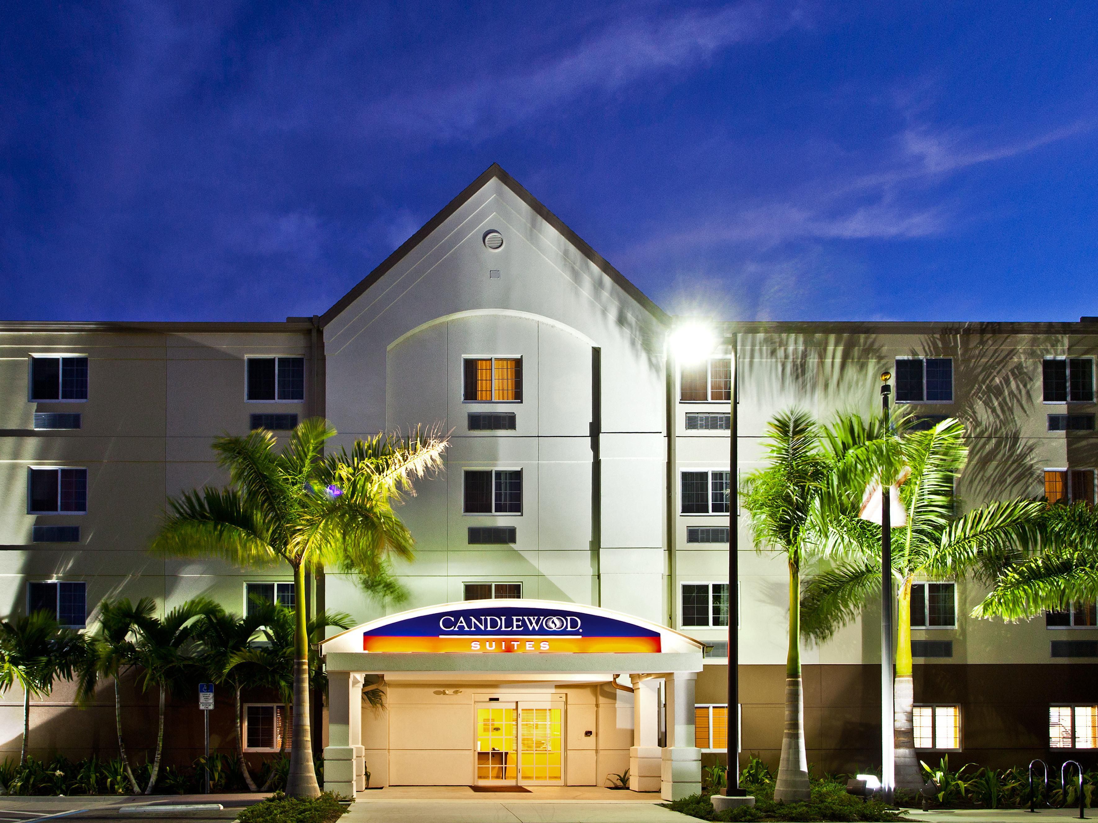 Fort Myers Hotels Candlewood Suites Fort MyersSanibel Gateway