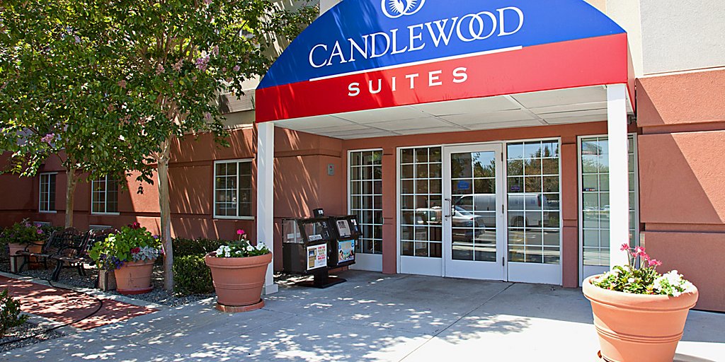 Hotels In Garden Grove Ca Near Anaheim Candlewood Suites Garden