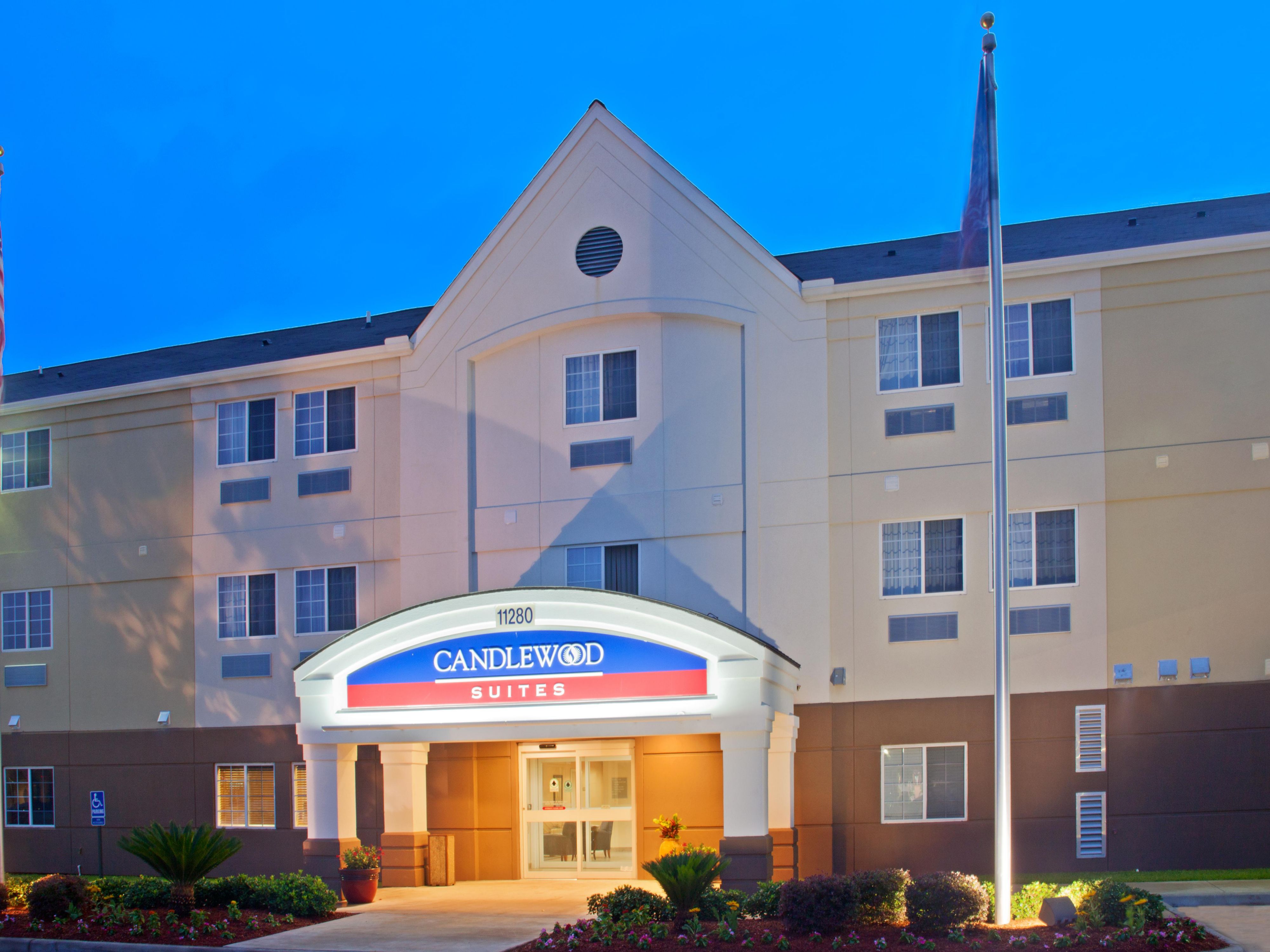 West Houston Hotels With Pools | Candlewood Suites Houston Westchase