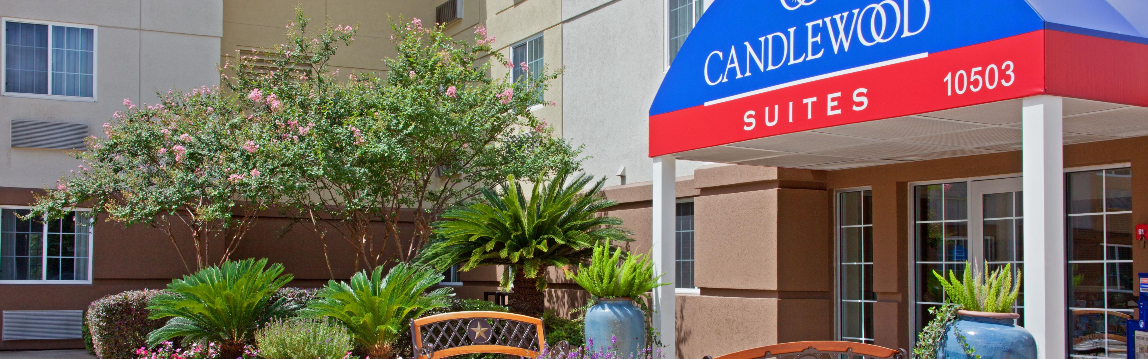 Pet Friendly City Centre Hotels Houston Candlewood Suites