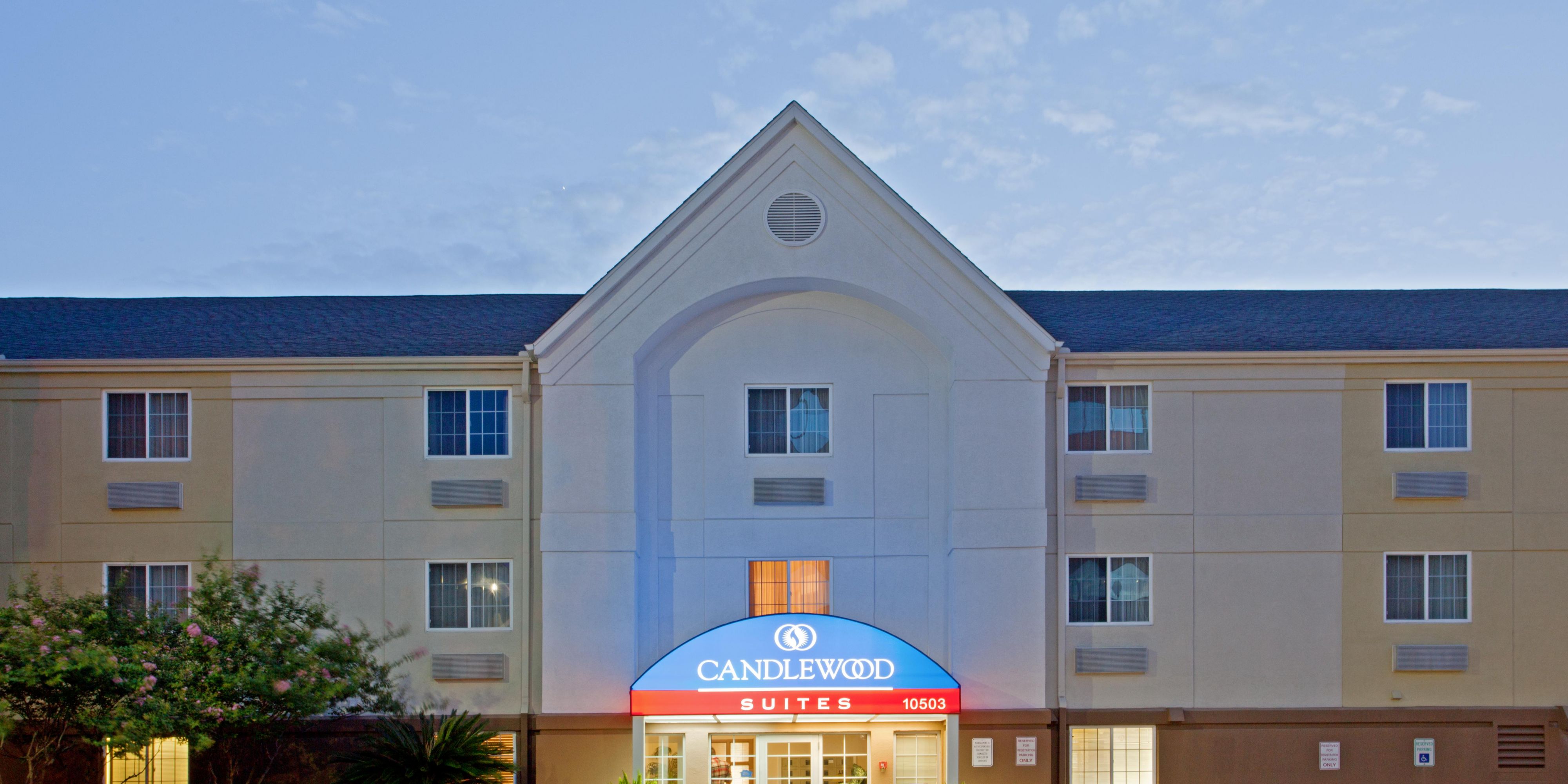 Pet Friendly City Centre Hotels Houston Candlewood Suites - 
