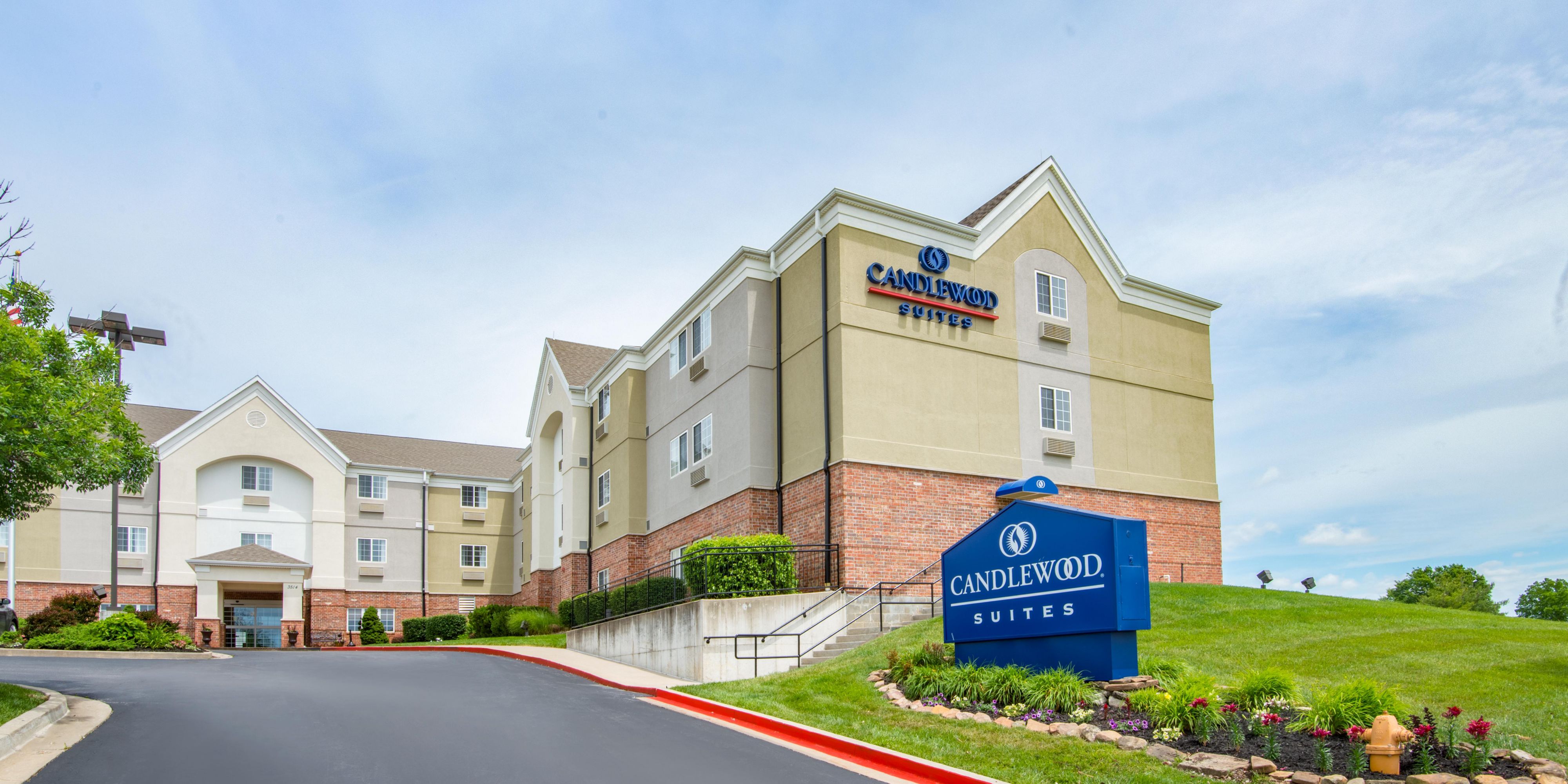 Candlewood Suites Jefferson City Extended Stay Hotel In