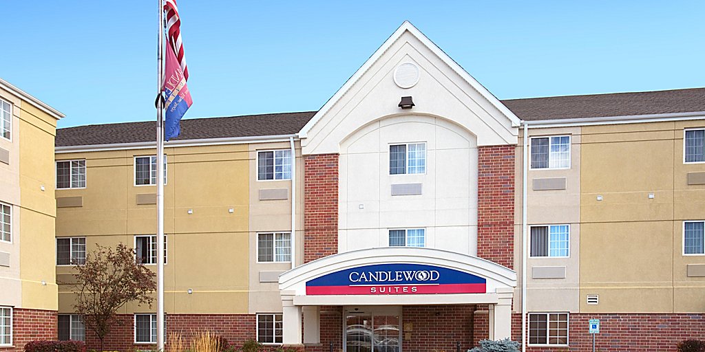 Candlewood Suites Kenosha Extended Stay Hotel In Kenosha Wisconsin