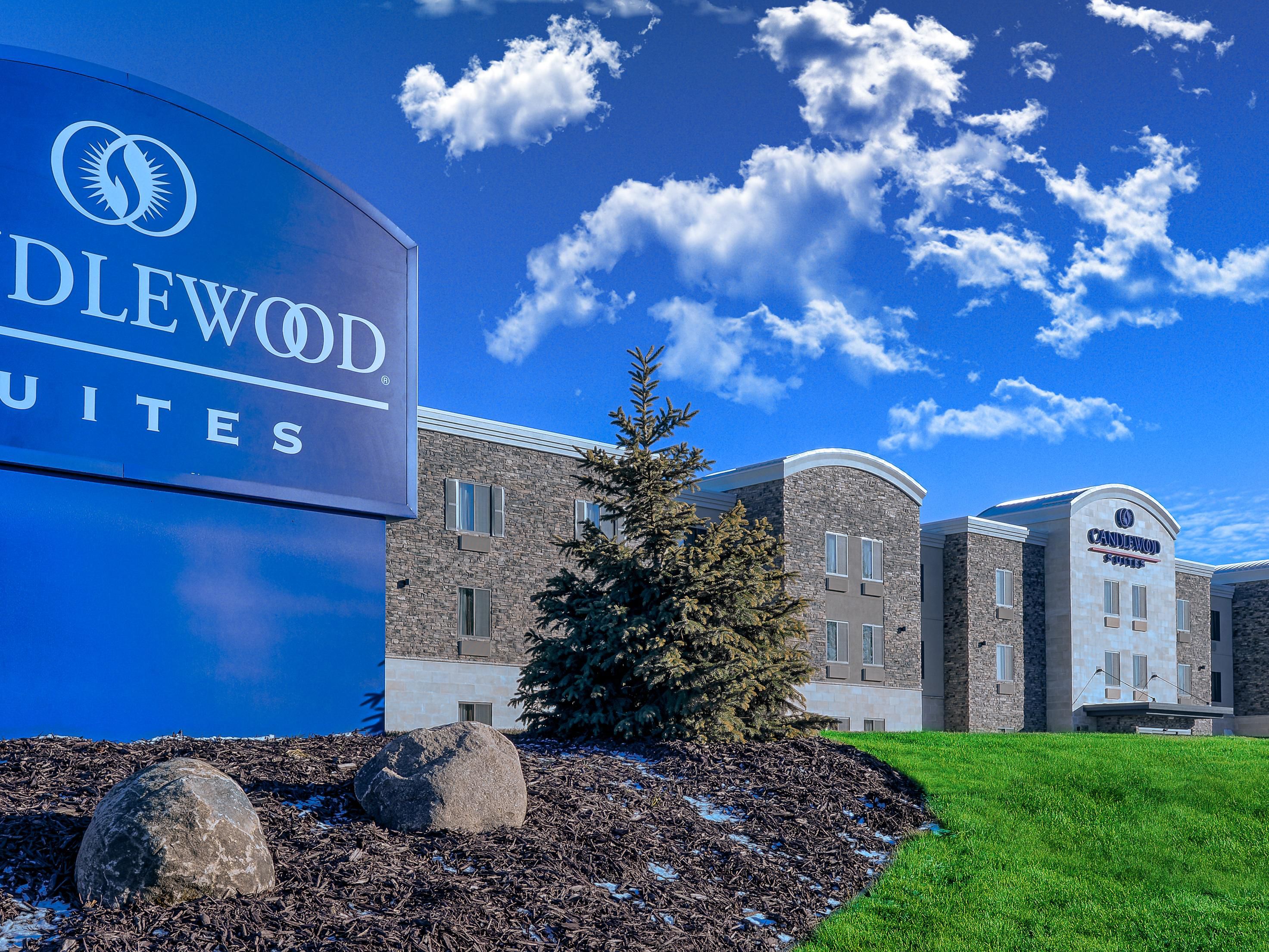 Hotels Near Tcf Bank Stadium In Lakeville Minnesota