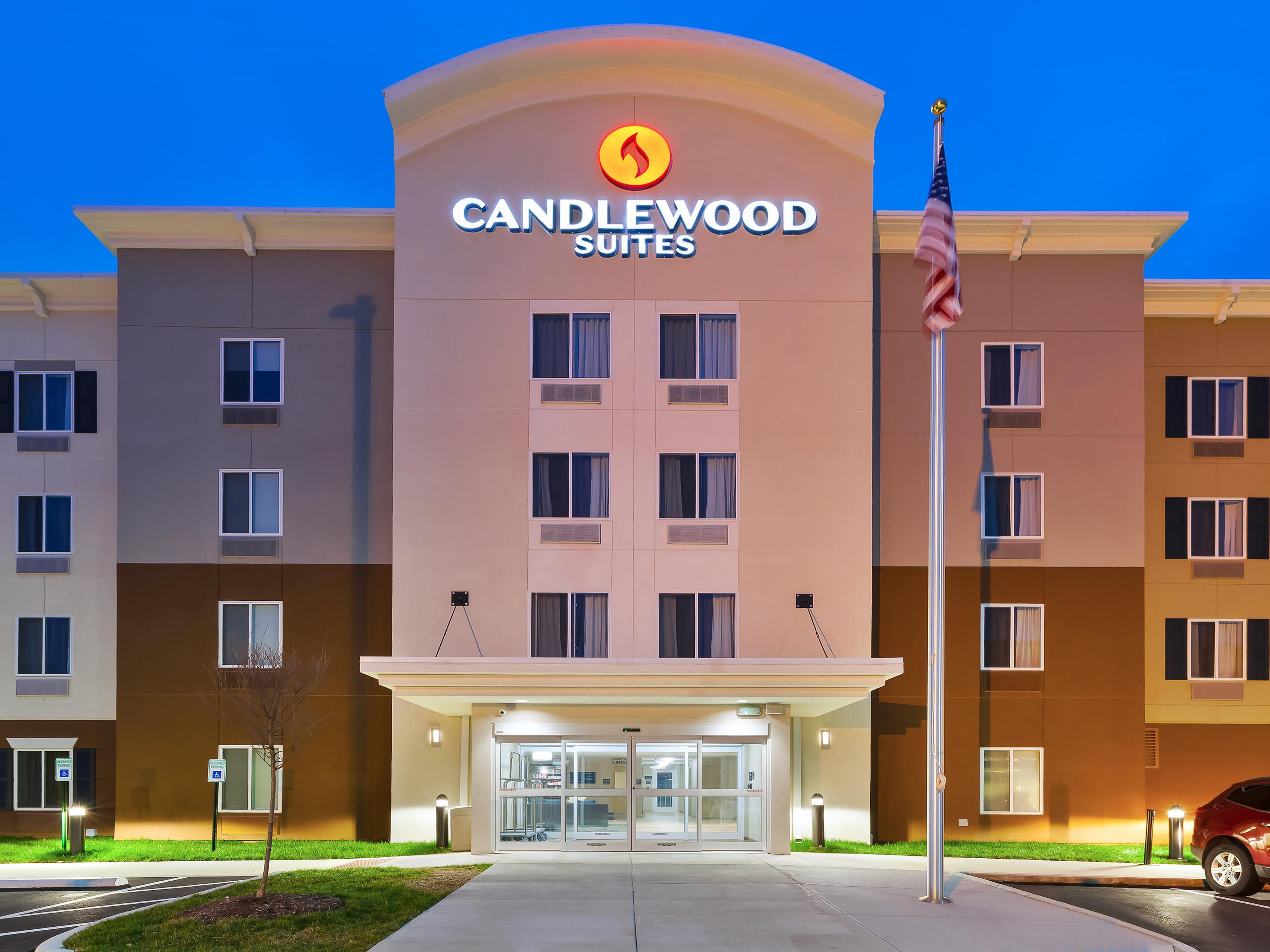 Extended Stay Hotel in Louisville, | Candlewood Suites Louisville