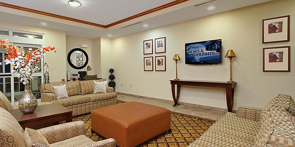 Pet Friendly Extended Stay Hotels In Norfolk Va Candlewood