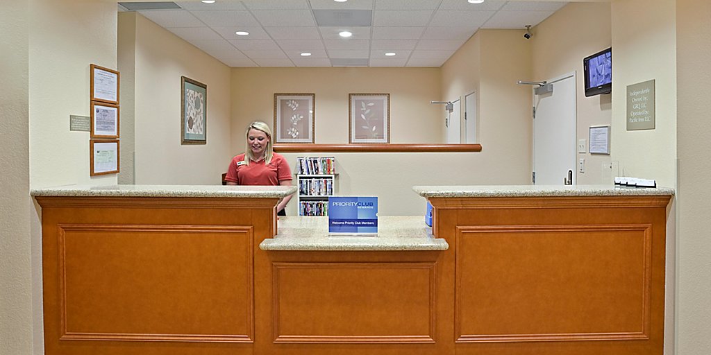 Portland Hotels Candlewood Suites Portland Airport Extended