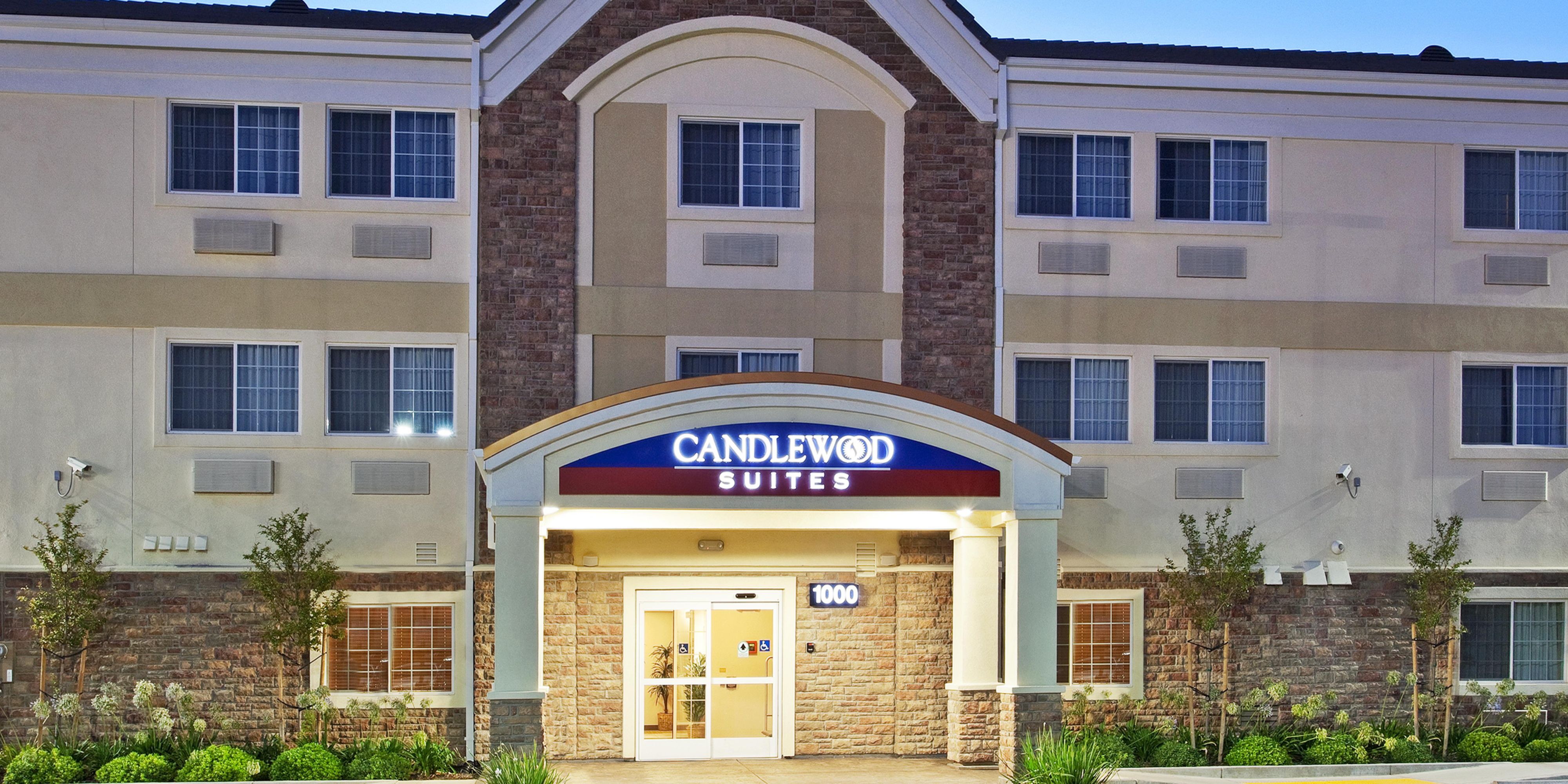 candlewood suites turlock 3438719251 2x1?hei=512&qlt=85,0&resMode=sharp2&op_usm=1
