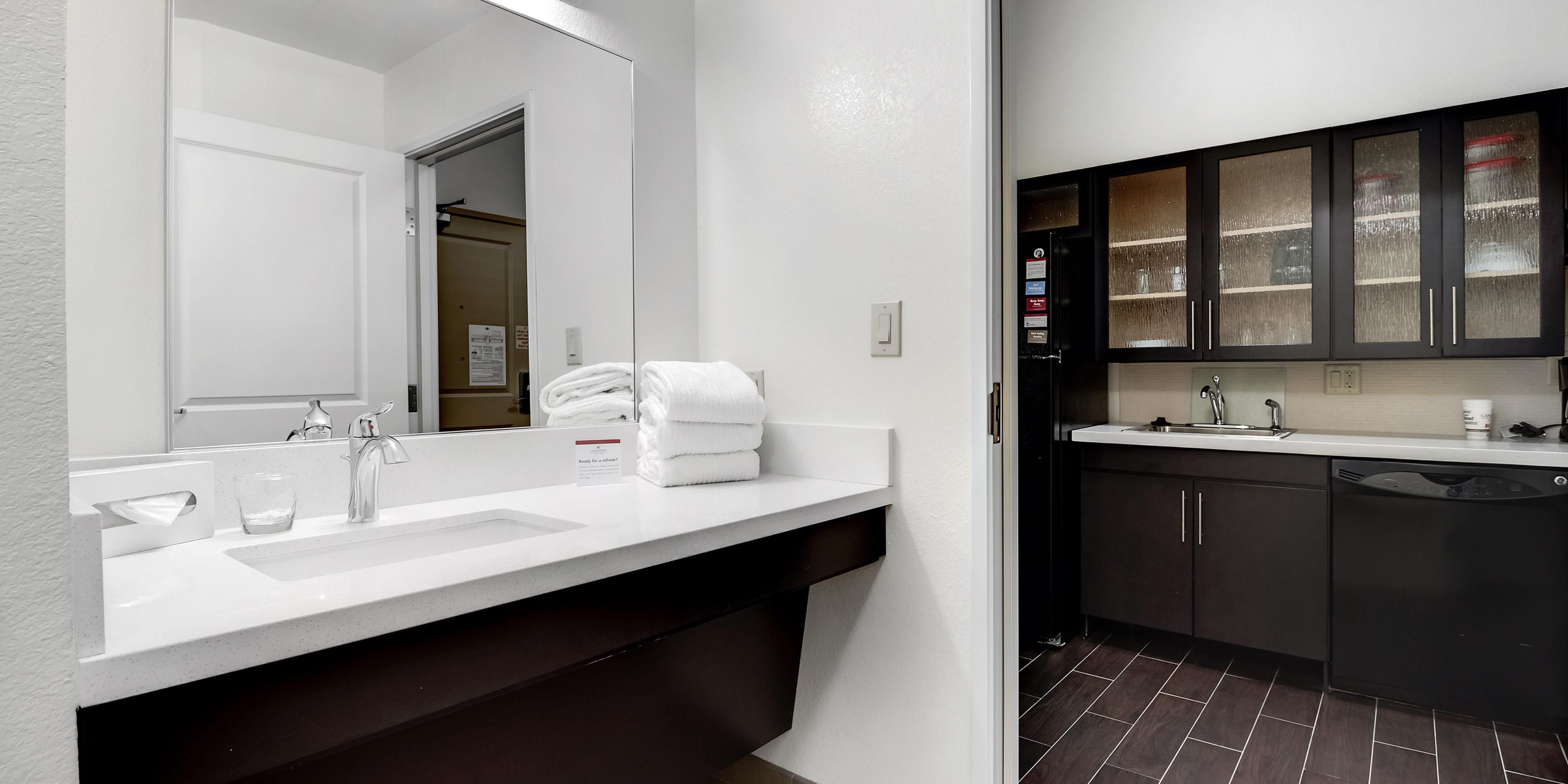 Candlewood Suites Waco Room Pictures Amenities